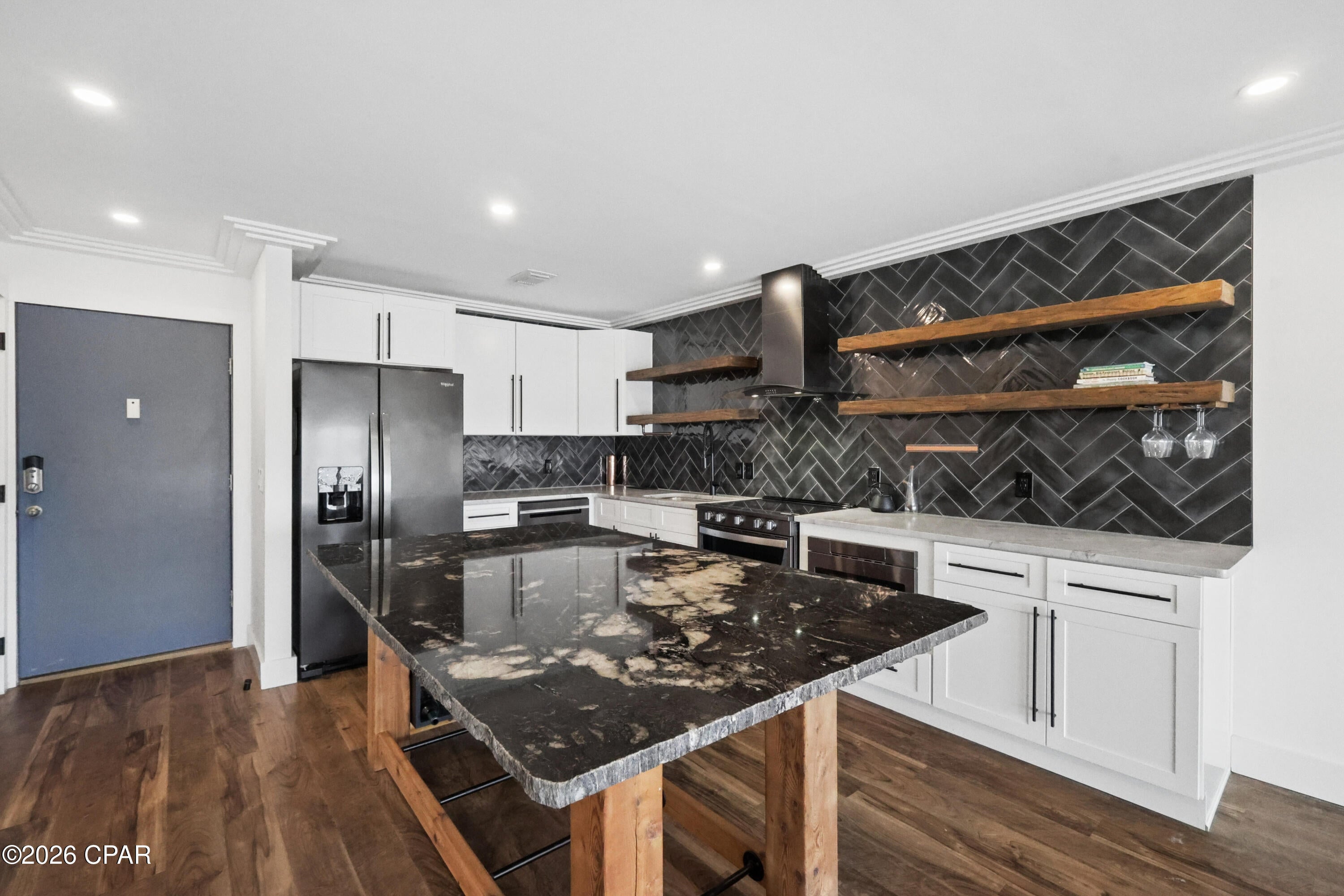 Bay Point Harbour Villas - Residential