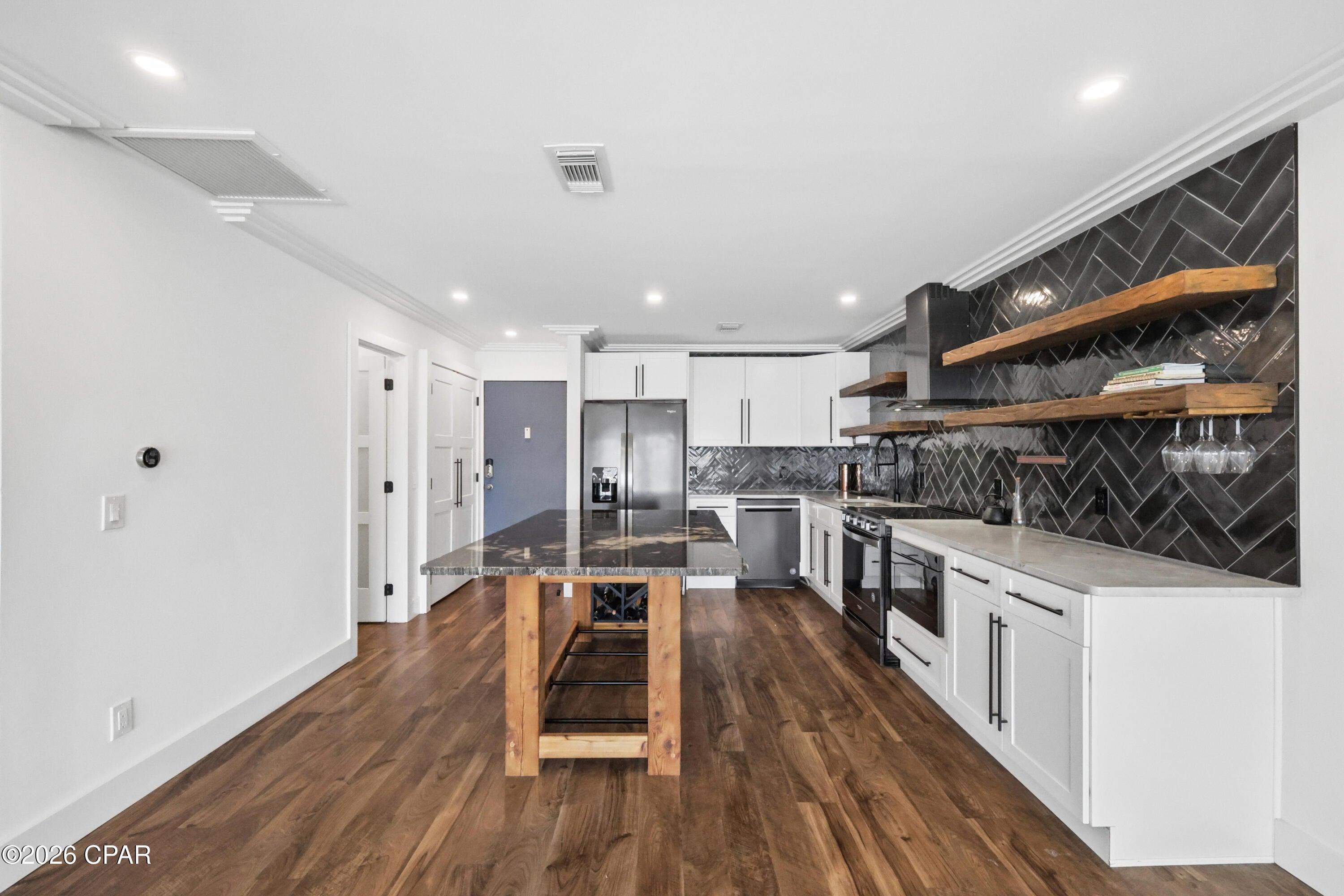 Bay Point Harbour Villas - Residential