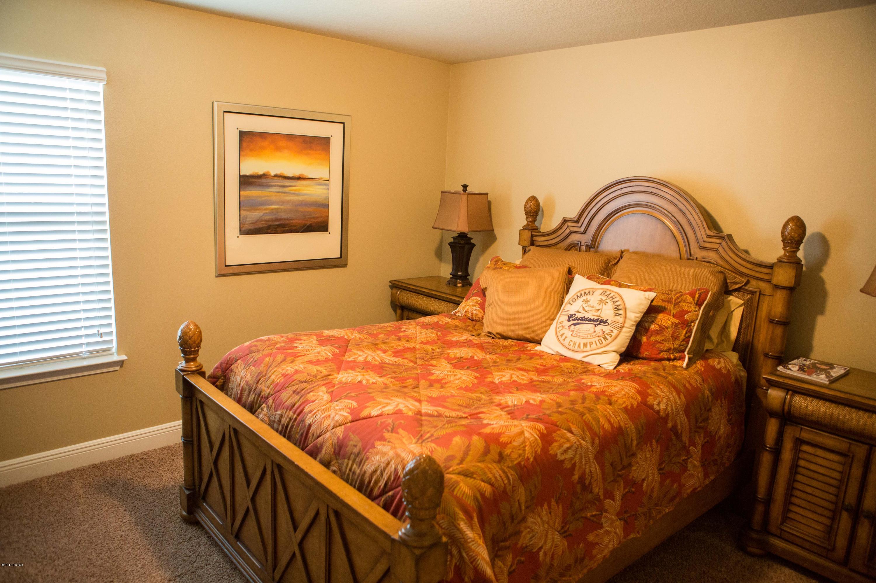 Magnolia Bay Club - Residential