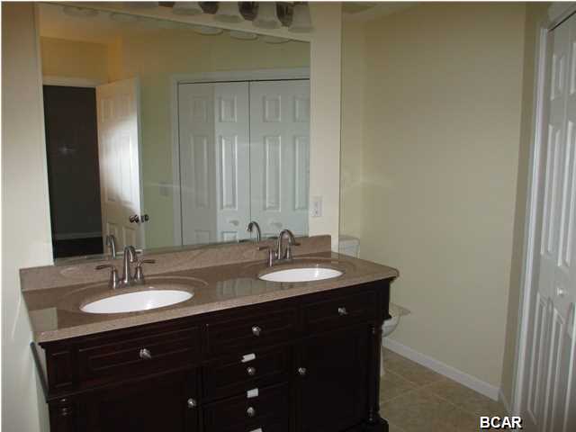 Country Lake Estates - Residential