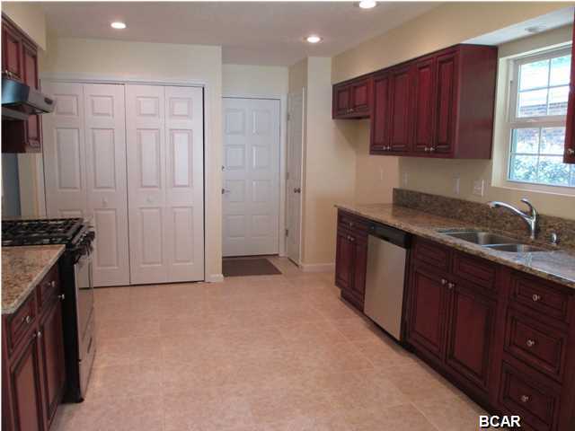 Country Lake Estates - Residential
