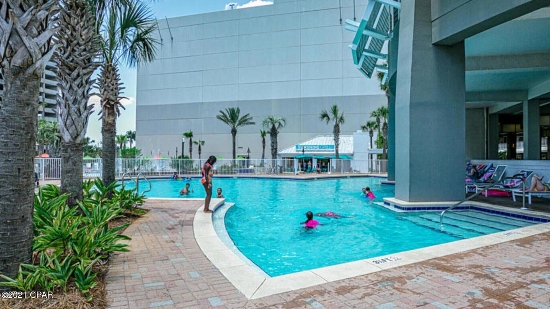 Laketown Wharf - Residential