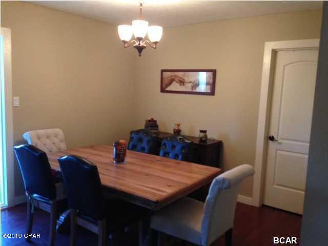Parkway Manor - Residential