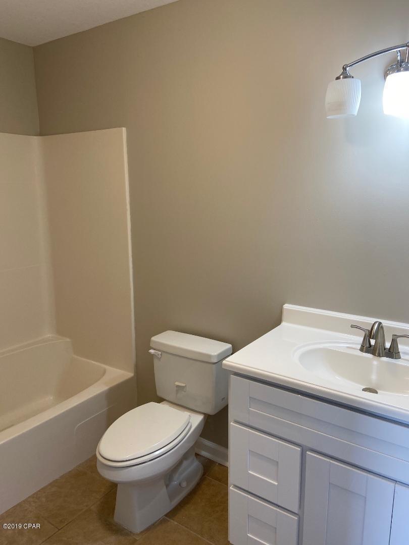 Shadow Bay Unit 2 Replat - Residential Lease