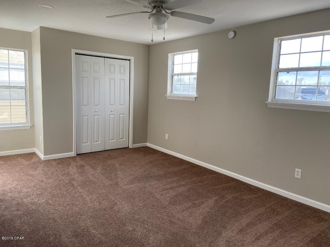 Shadow Bay Unit 2 Replat - Residential Lease