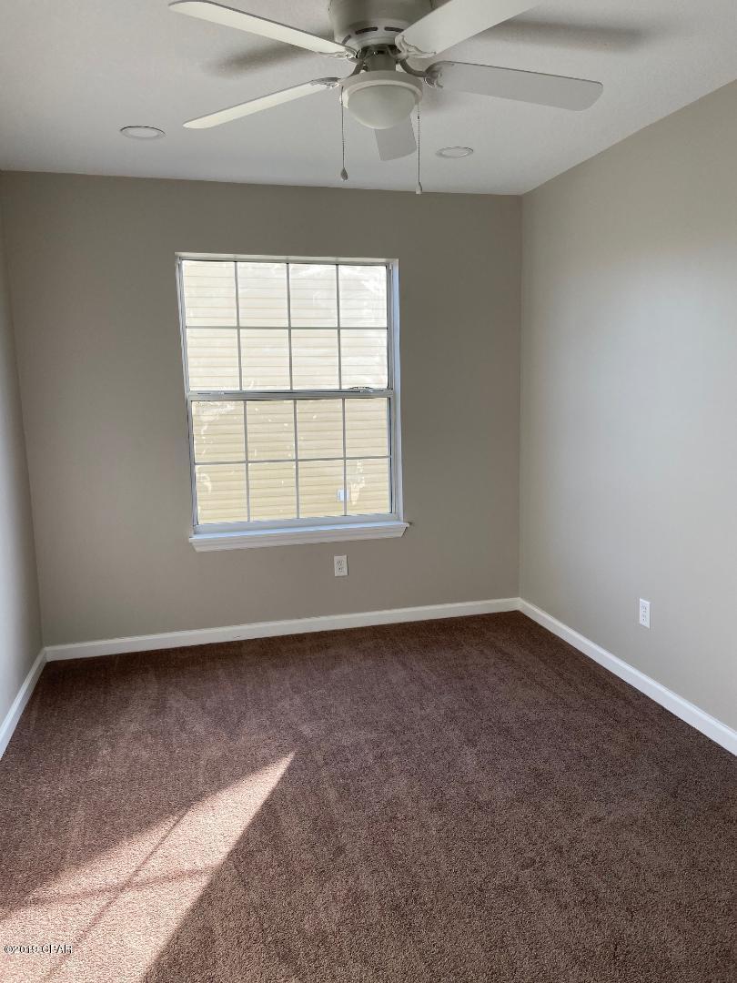 Shadow Bay Unit 2 Replat - Residential Lease