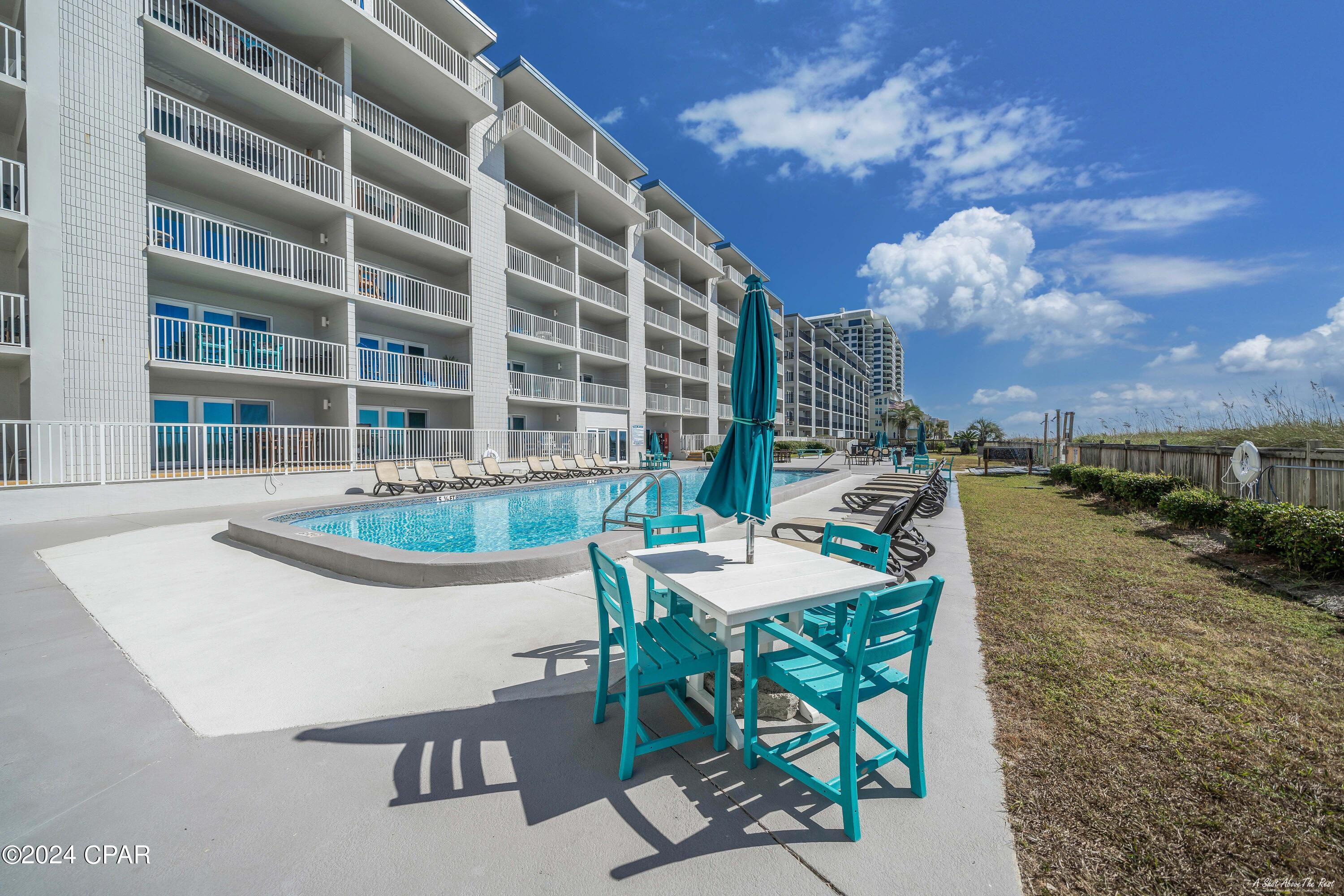 Mariner West Condo - Residential