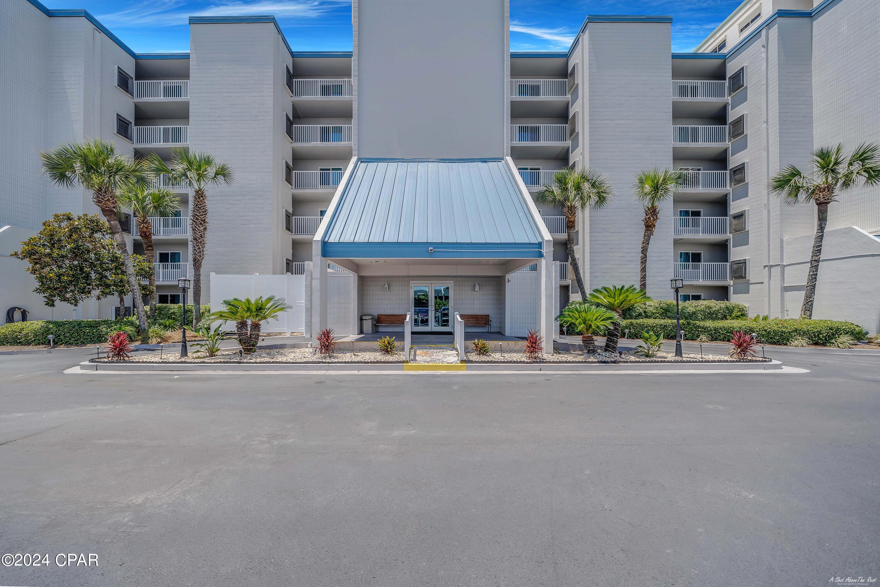 Mariner West Condo - Residential