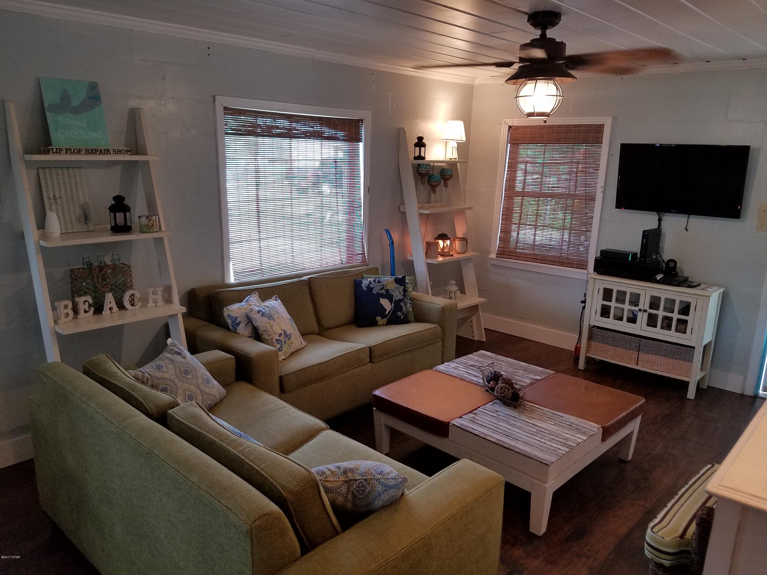 El Centro Villas Ph 1 - Residential Lease
