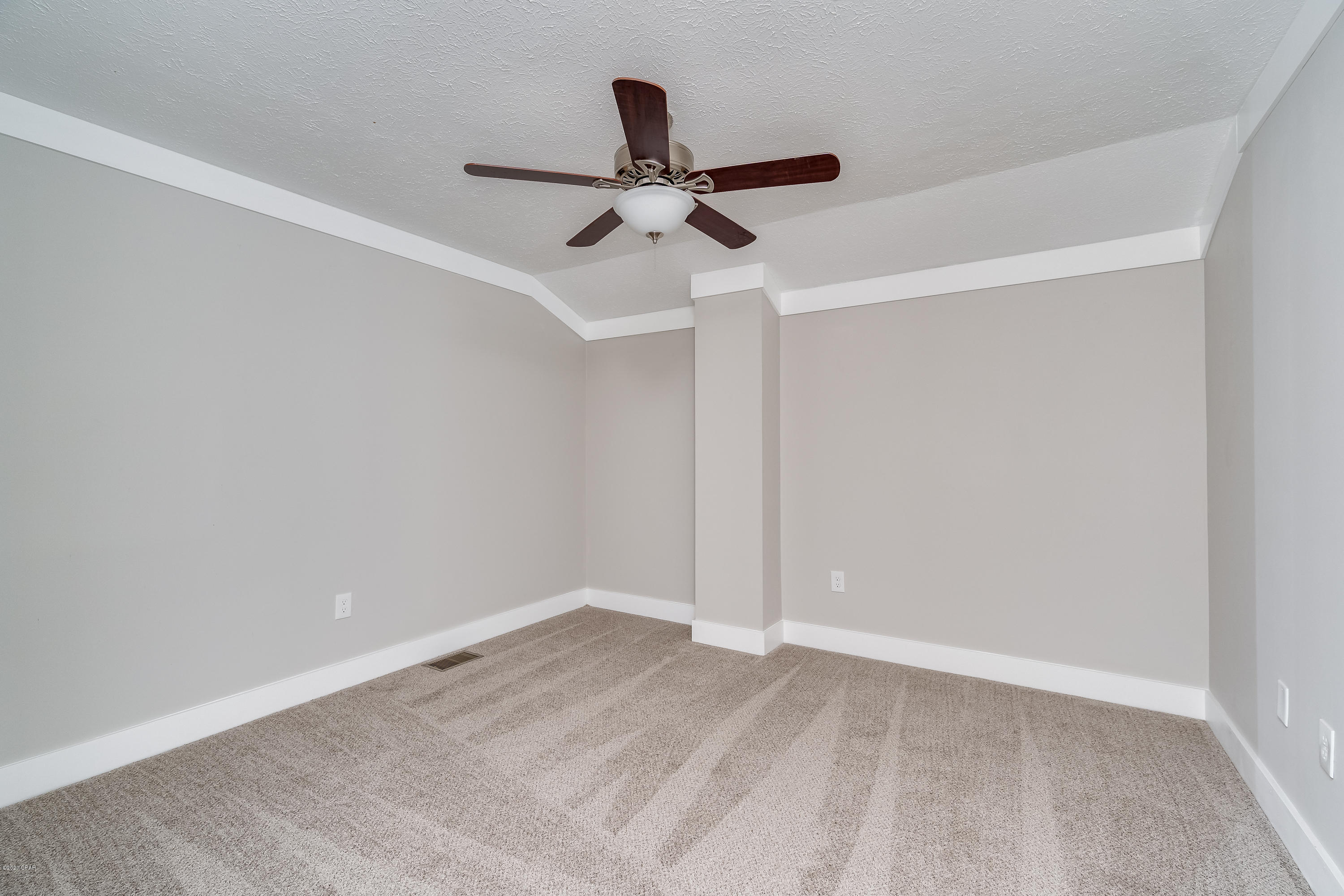 Country Club Harbour Estates - Residential Lease