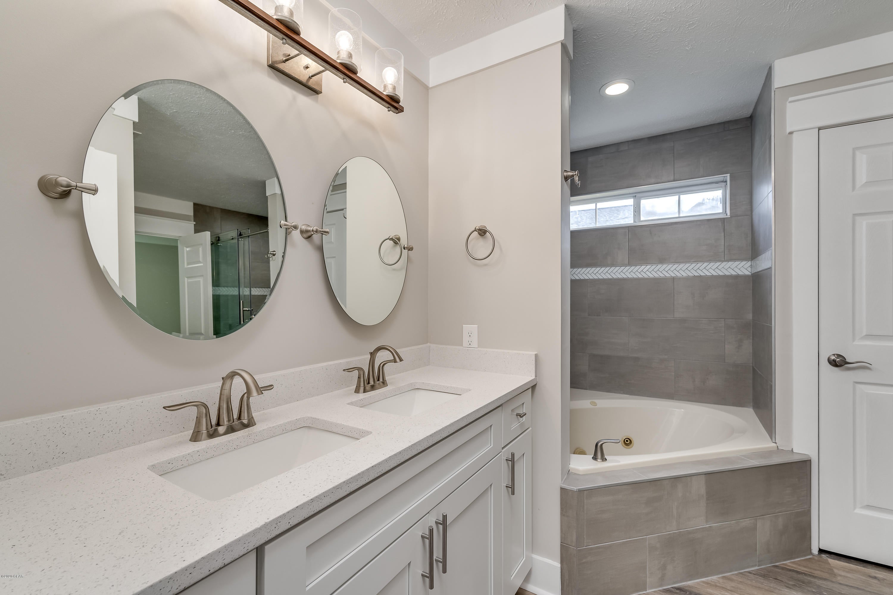 Country Club Harbour Estates - Residential Lease