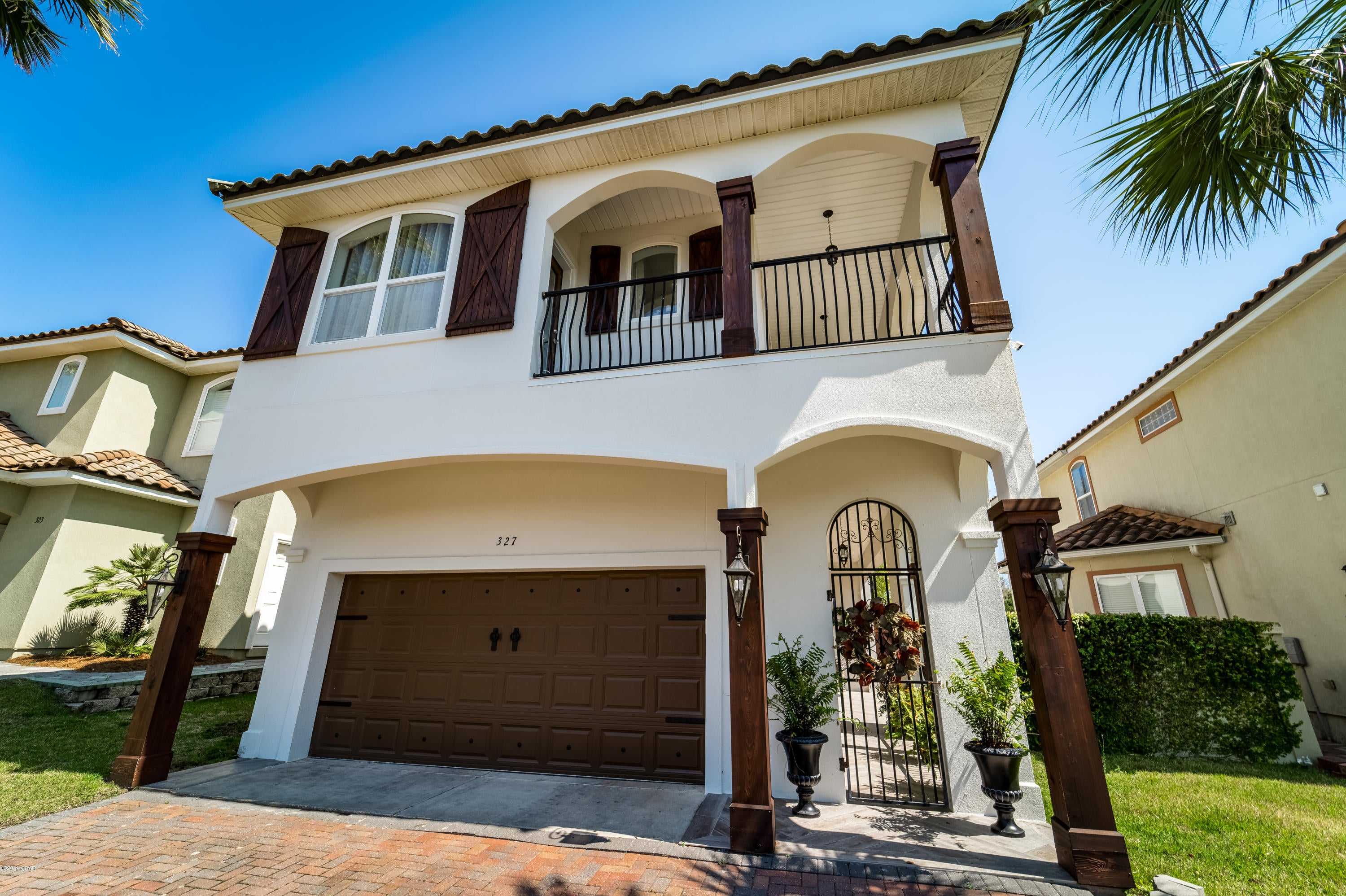 La Valencia Beach Resort - Residential