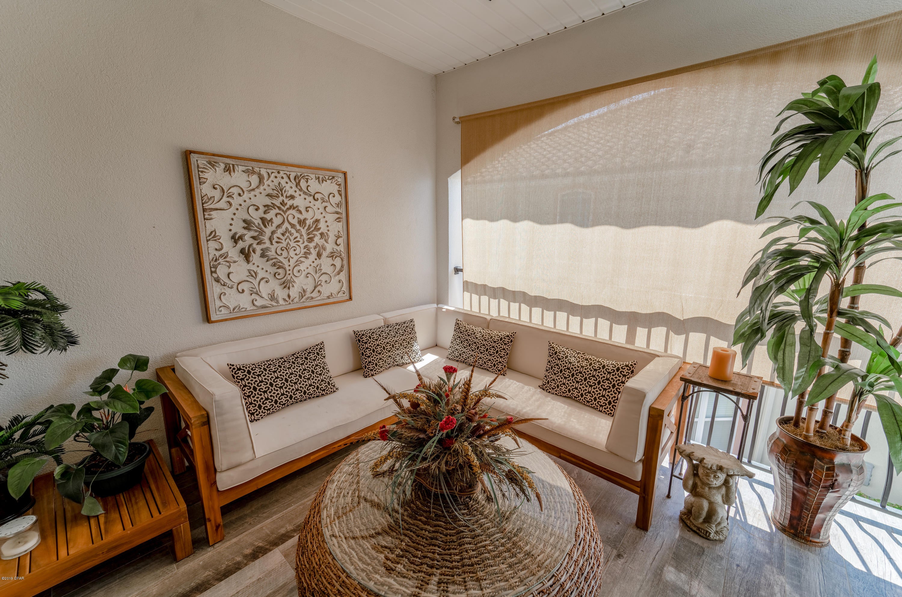 La Valencia Beach Resort - Residential