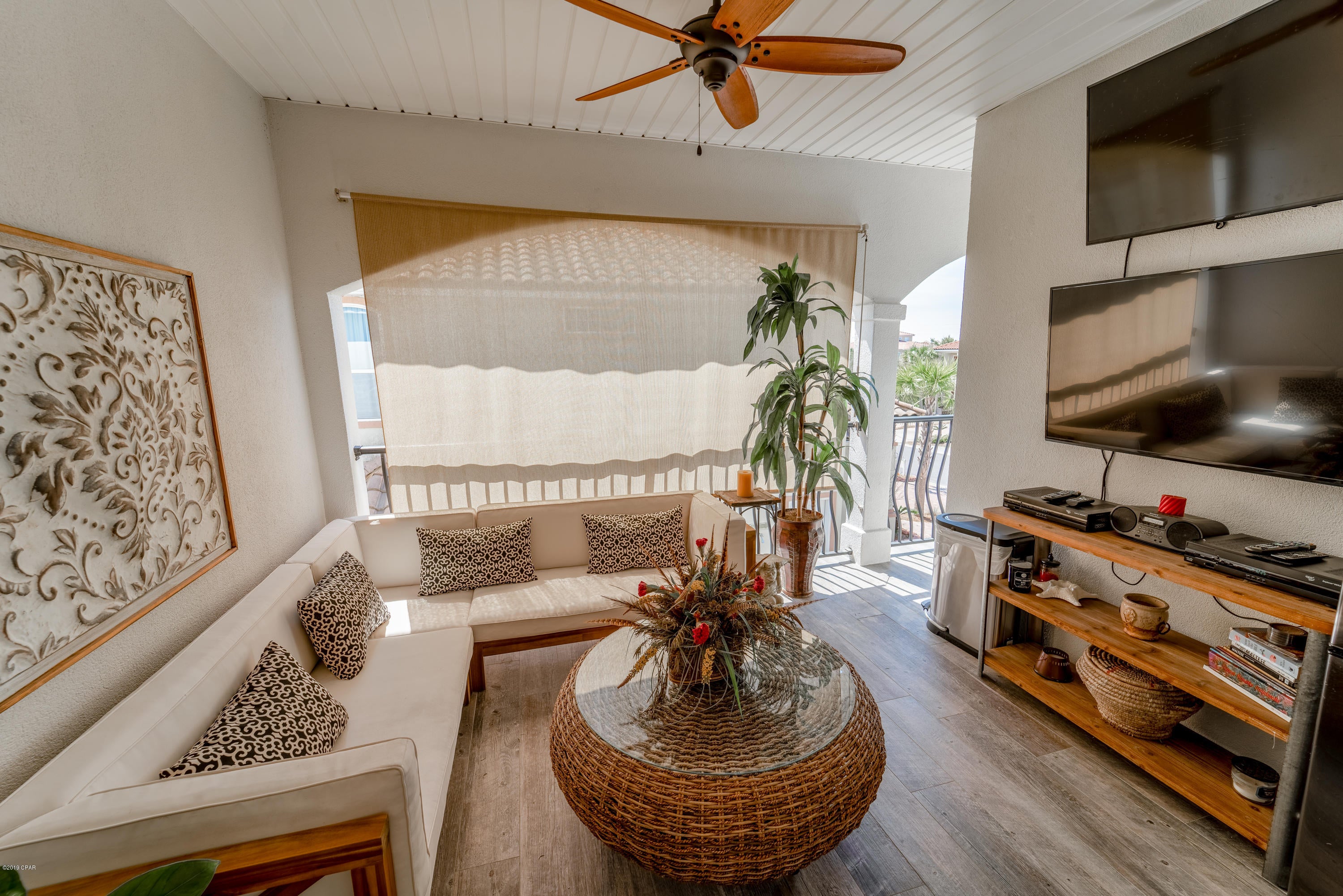 La Valencia Beach Resort - Residential