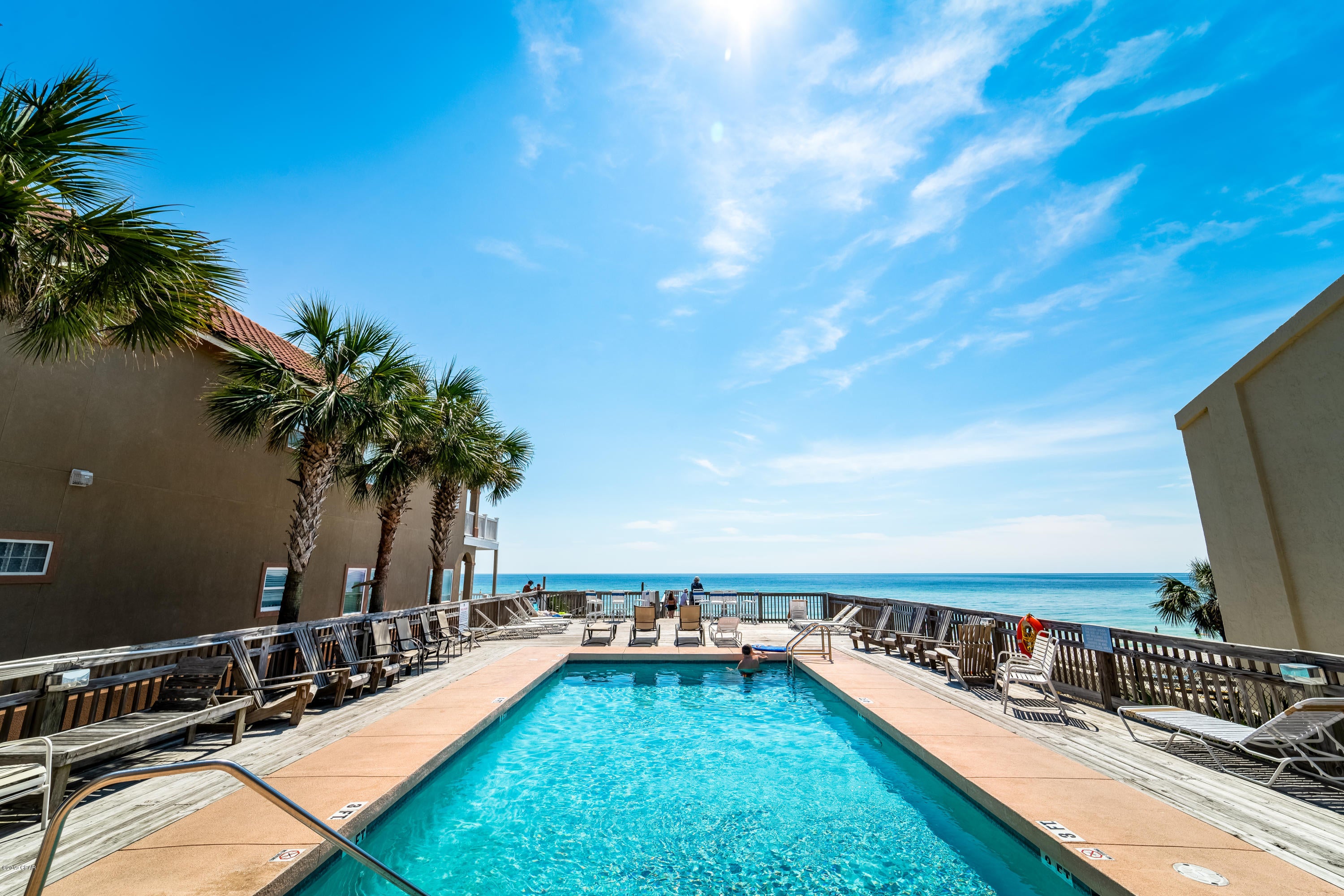 La Valencia Beach Resort - Residential