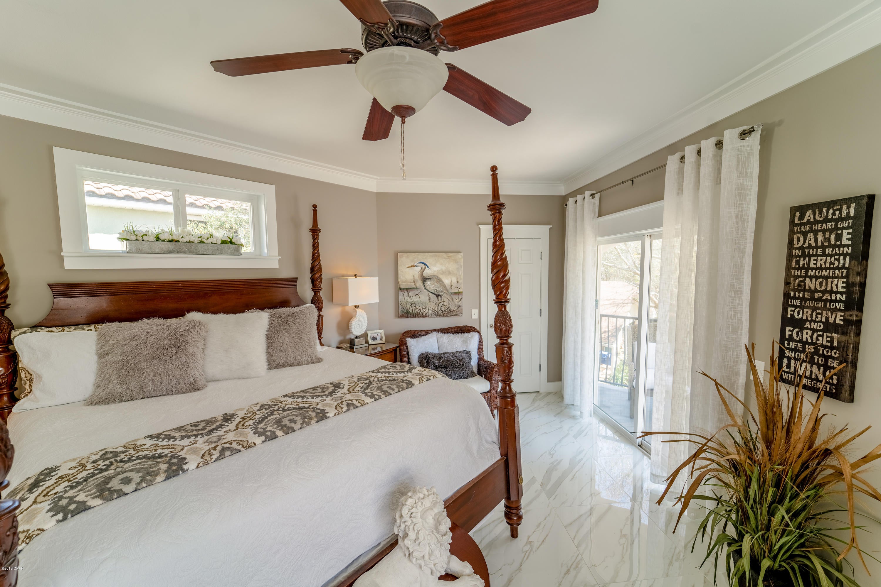 La Valencia Beach Resort - Residential