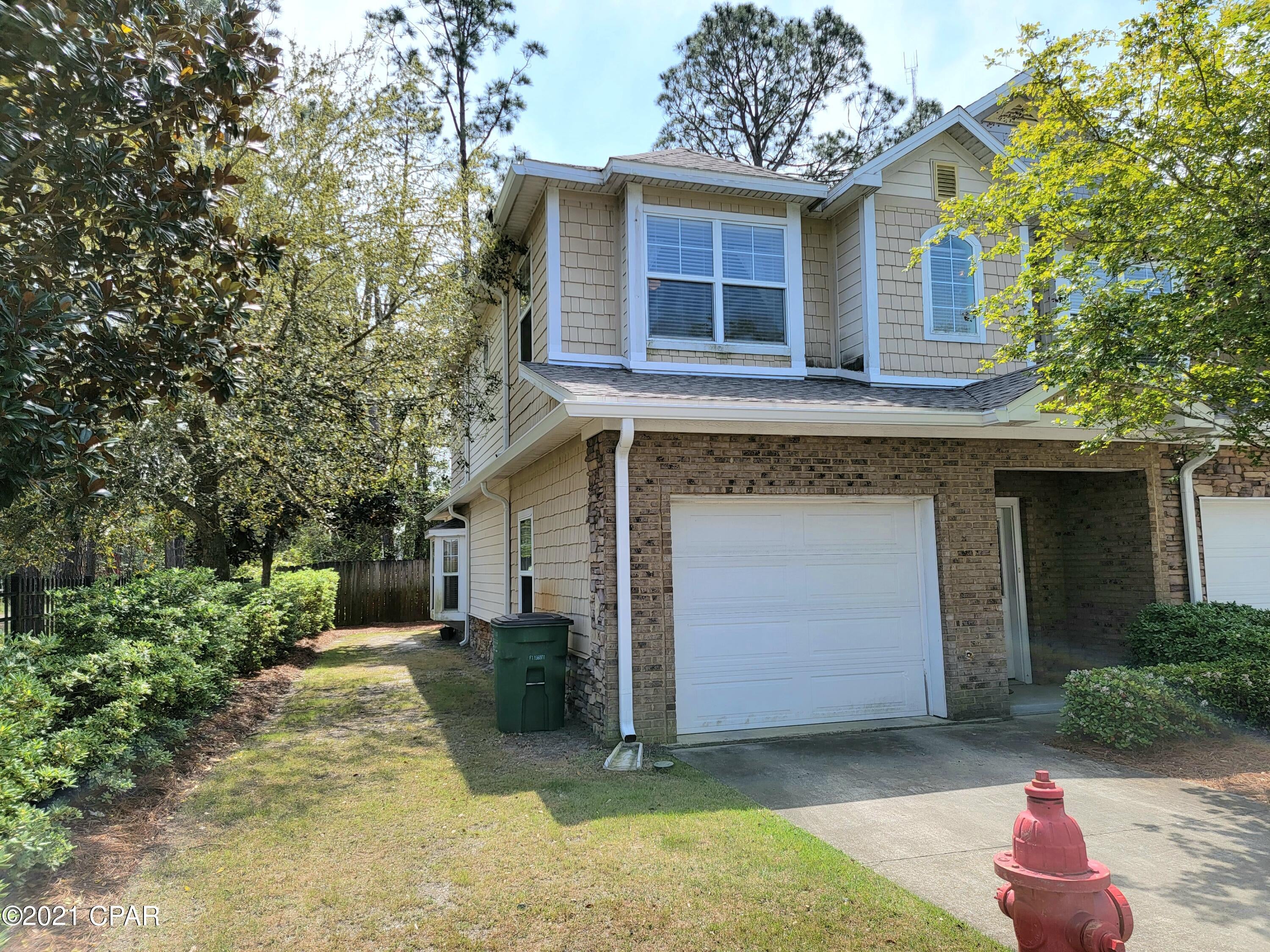 2/2.5 Two Story Town-House 5 Min. from Beach - Move-in ready 1253 sq. ft. Furnished .  END unit two-story town-home in the gated community. 

2 large bedrooms, 2.5 baths, granite counters in the kitchen and baths, a bay window, walk-in closets in both bedrooms, a pantry, and a one-car garage. 

End unit and it's in the very back of the complex - 

Privacy and extra side windows. 

The complex offers its residents a clubhouse and a large pool and gym. Low maintenance living! 

Quick 5-minute drive to a free public beach. 

Washer and dryer in unit - washer new in 2020

One car garage and guest parking

Granite countertops

Pool and sundeck

24-hour fitness center

Utilities, with the exception of electricity, are included:

Water

Sewer

Trash service

Cable tv

WiFi/internet Access to the community clubhouse
Gated secured-entry community
Lawn-care
On-site security 


Updates:

New roof and gutters 2021
Yard water drainage
New living room ceiling fan
Wireless controlled Ecobee thermostat
Key-less keypad front door entry
Carpet steam-cleaned

Move in ready - Many furnishings included as-is condition:



Living room / dining area / patio items:

Including:

Living room items:

Sofa 

Kitchen table  2 chairs - 2 extra in garage (4 total)

Bar stools (2)

Glass/wood bookcase

Large floor lamp

Wood table lamp

43 In. TV (New 2018)

DVD player

TV stand/coffee table

Mid-century modern wood table

Outdoor patio set with 3 chairs / green table-stand

Some plants / decor / curtains 

 

Master Bedroom:

King bed set  hybrid memory foam mattress (new in 2018)

Wood storage unit/tv table - blue

32 In. TV

Mini-fridge 

Wood desk

2 white chairs

Side tables

Table lamp

Floor lamp

 

Guest Bedroom/Bathroom:

Queen bed set  hybrid memory foam mattress (new in 2018)

Floor lamp

Side tables 

2 white chairs

Blue curtains

 

Garage:

Two metal storage racks

Wall storage rack

 

Half bath:

Floor mats / decorative mirror

 

Hall / stairwell:

Stairwell metal decor

Large circle mirror

 

Other:

Washer (new 2020) and front loading dryer

Appliances

Some kitchenware / small appliances 

Many indoor rugs

Outdoor water hose

Hoover vacuum 

Hoover steam-cleaner 

Some pillows / bedding

Some cleaners / tools 

Various decor
