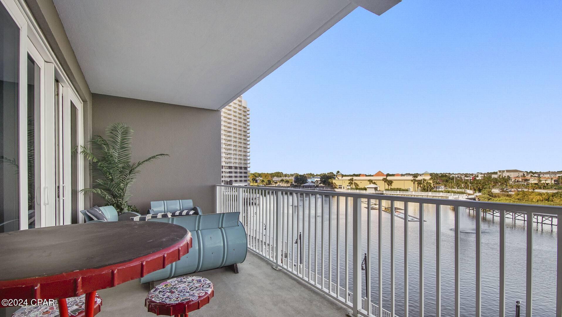 Laketown Wharf - Residential