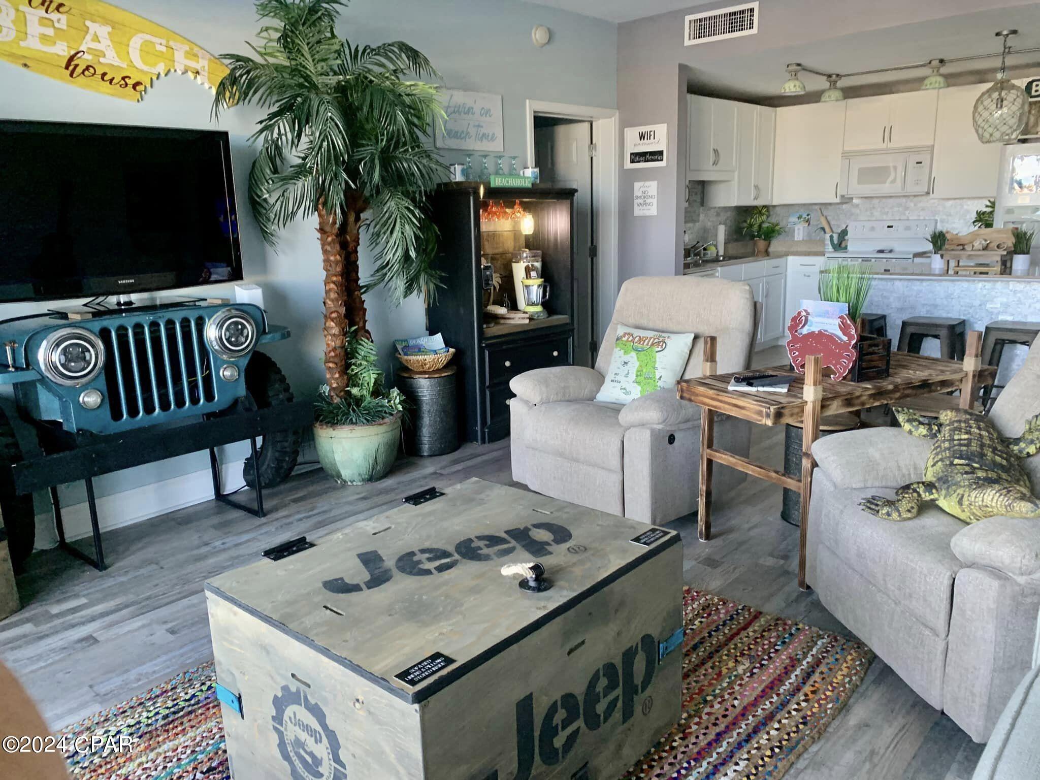 Laketown Wharf - Residential