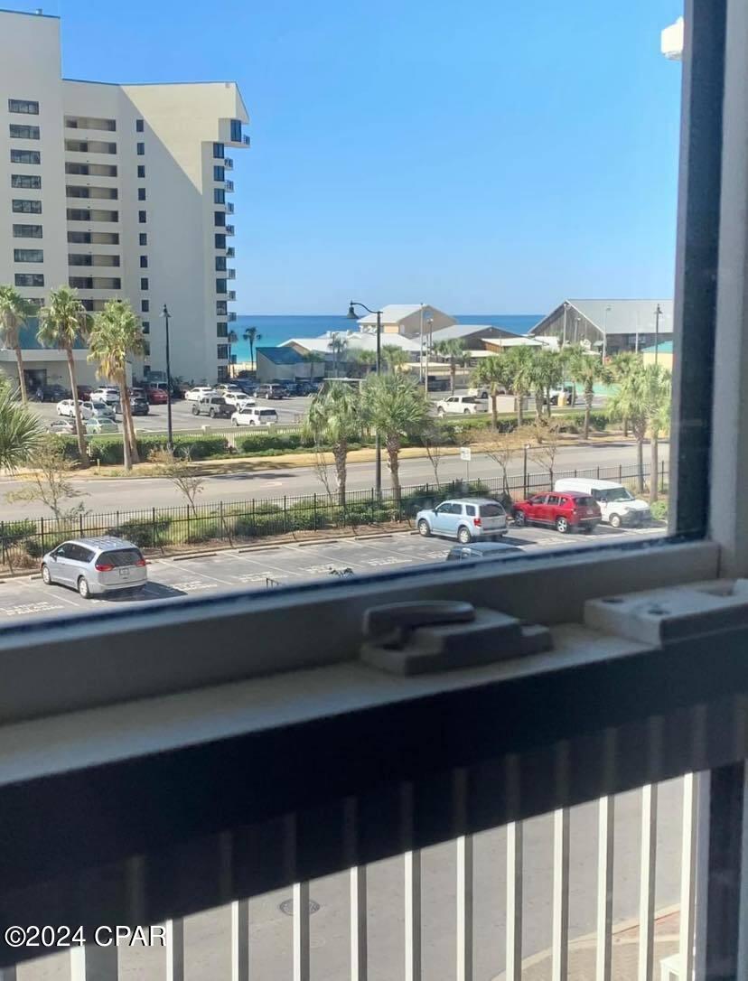 Laketown Wharf - Residential