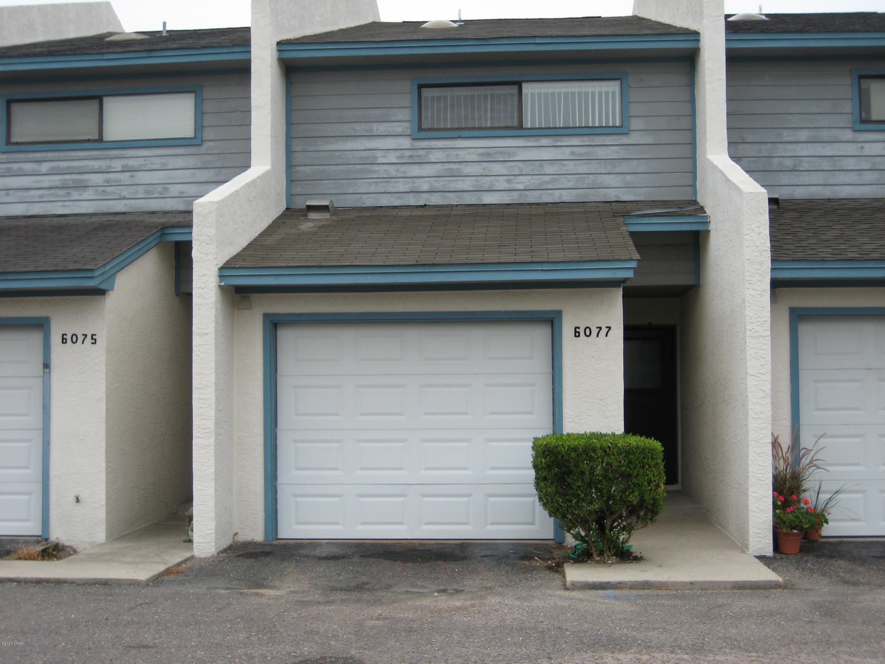 *1/2 deposit for active military**5% off monthly rent for active military*



Newly remodeled waterfront townhome offers 3 Bedrooms and 2.5 Baths. Equipped with a washer/dryer connection.1 car garage. Home is beach front and has wonderful water views.



*All pets are a part of the application process and are subject to the homeowner's approval*