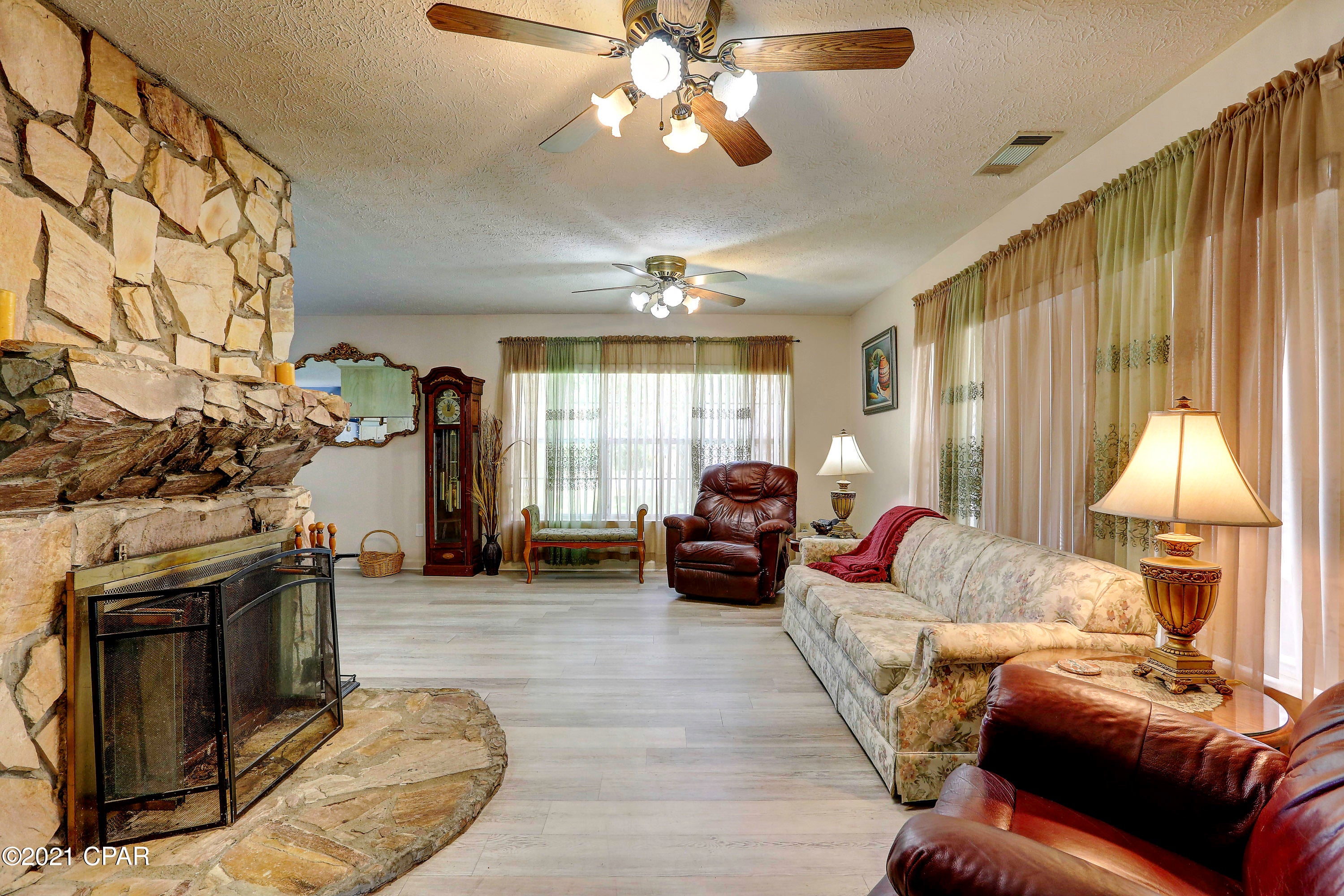Daugette Add-Bahm Bch - Residential