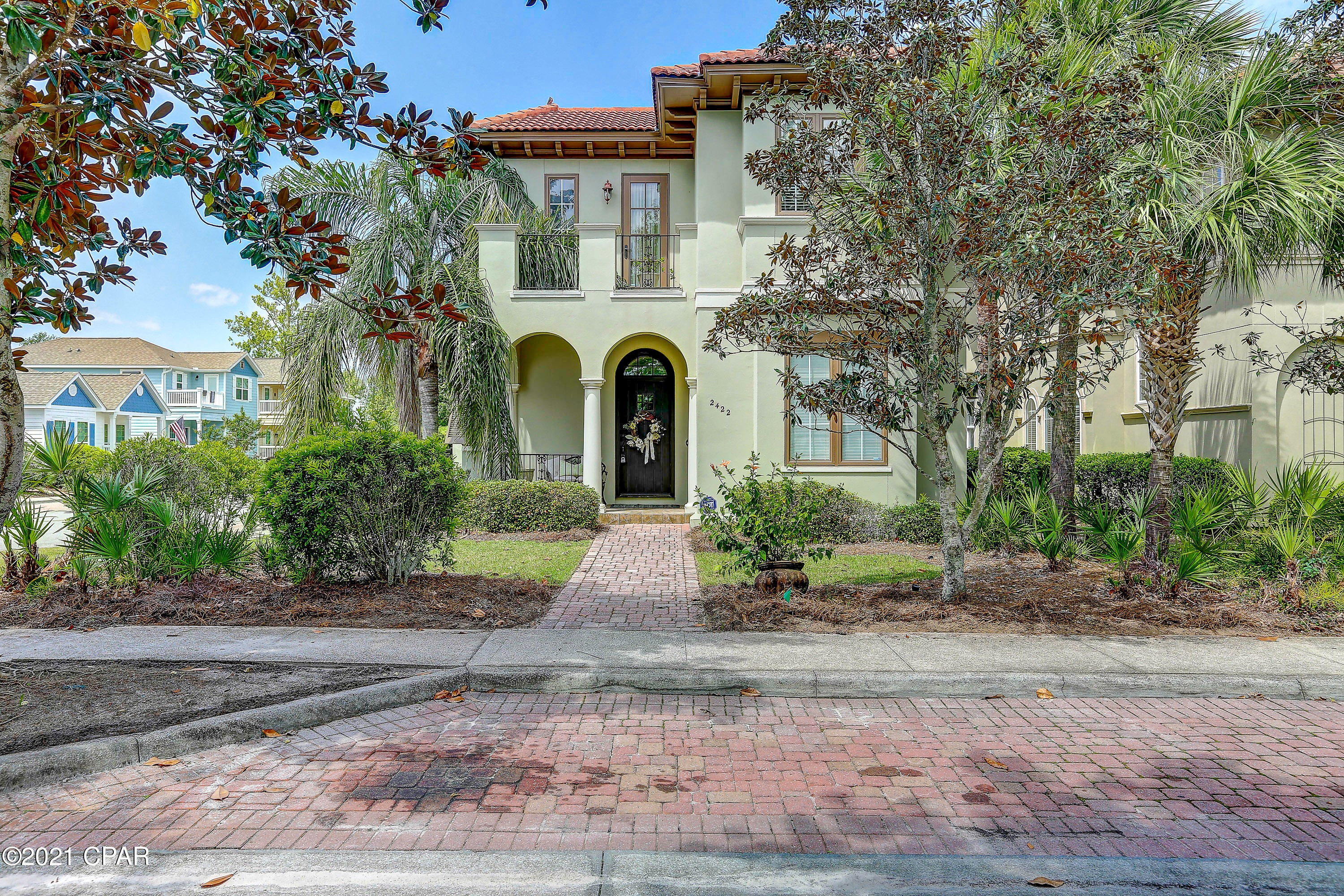 Magnolia Bay Club - Residential