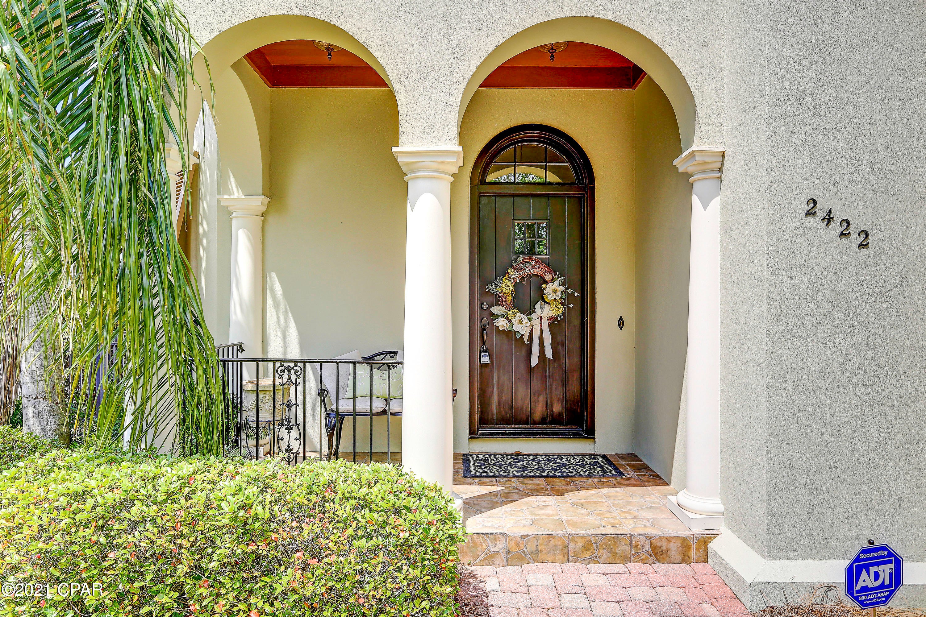 Magnolia Bay Club - Residential