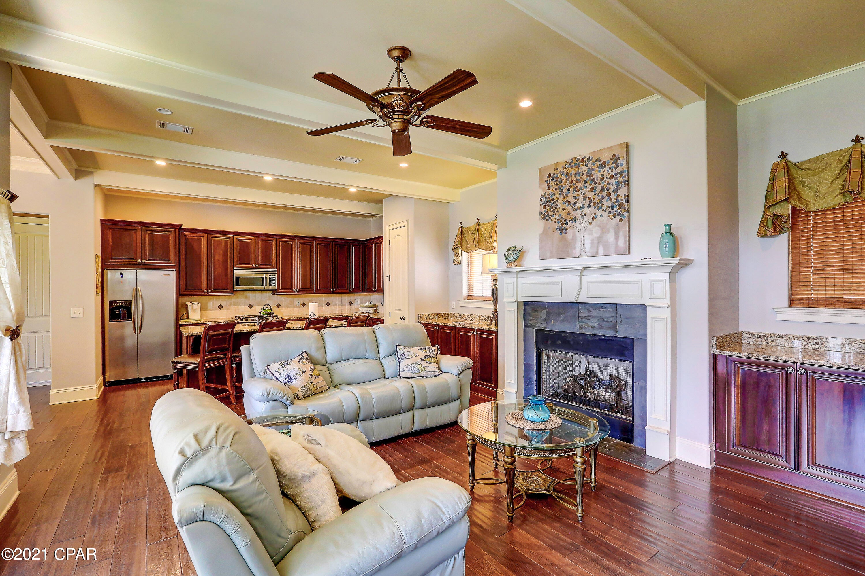 Magnolia Bay Club - Residential