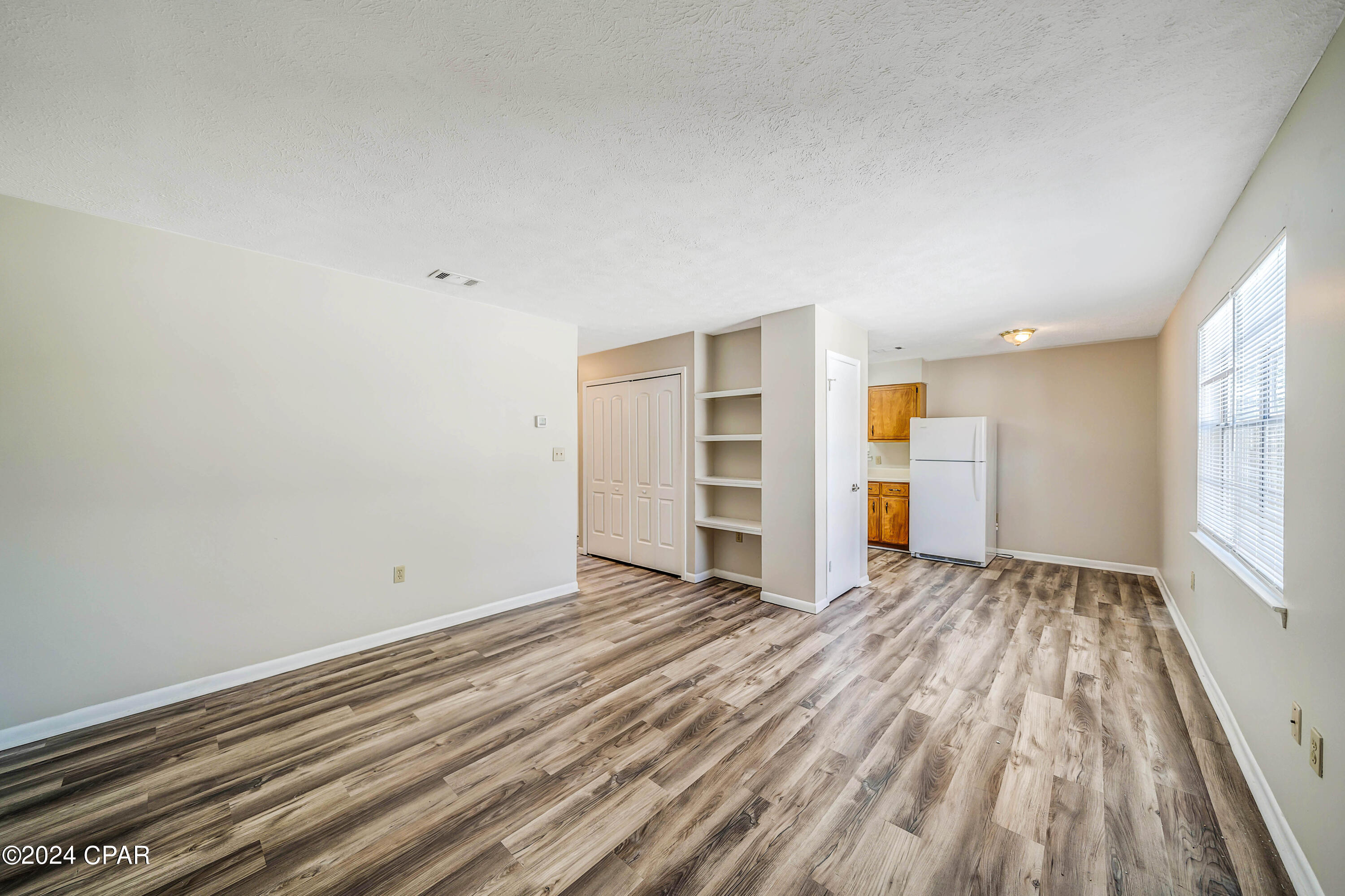 Mashburns 1 Add To Parker - Commercial Sale