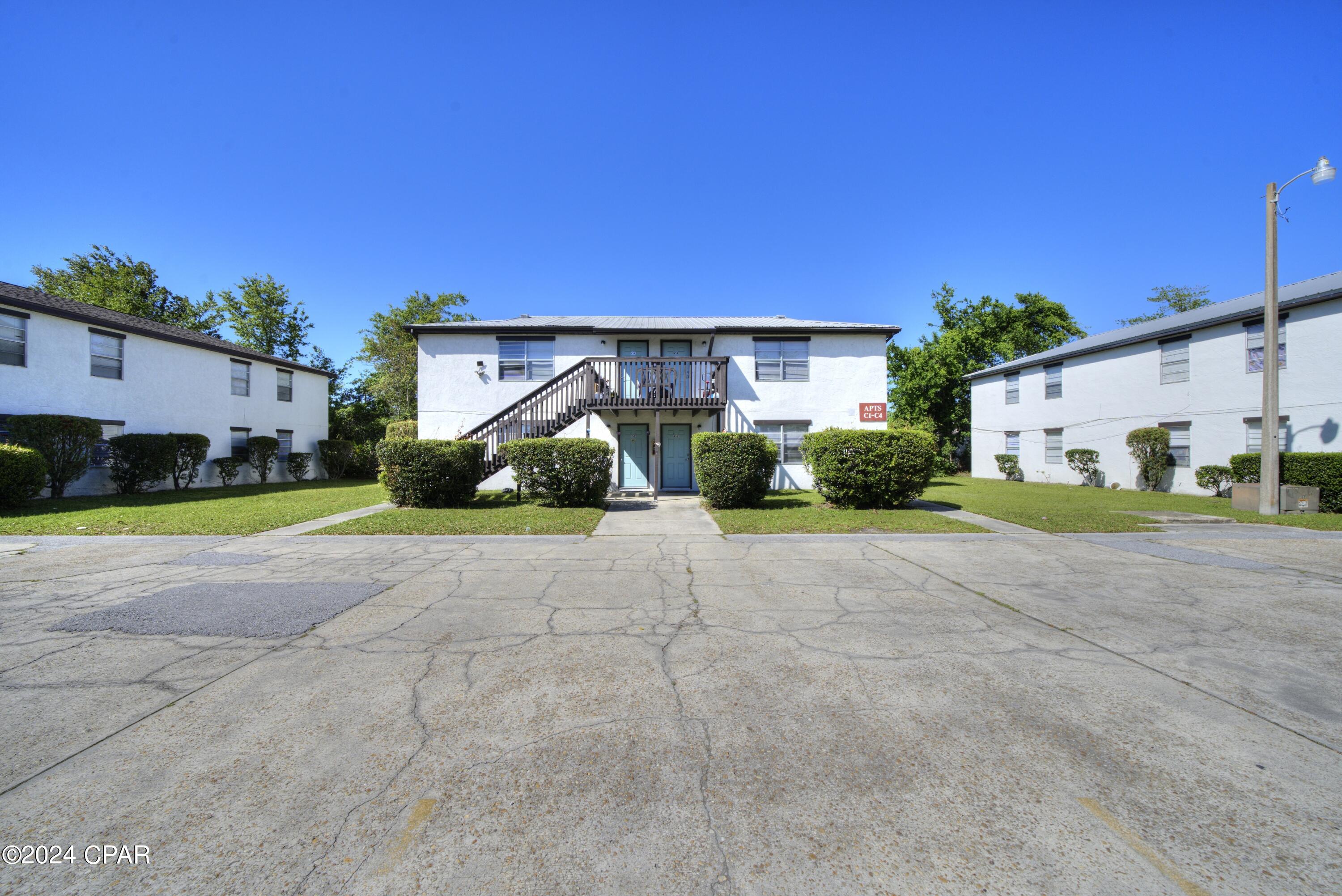 Mashburns 1 Add To Parker - Commercial Sale