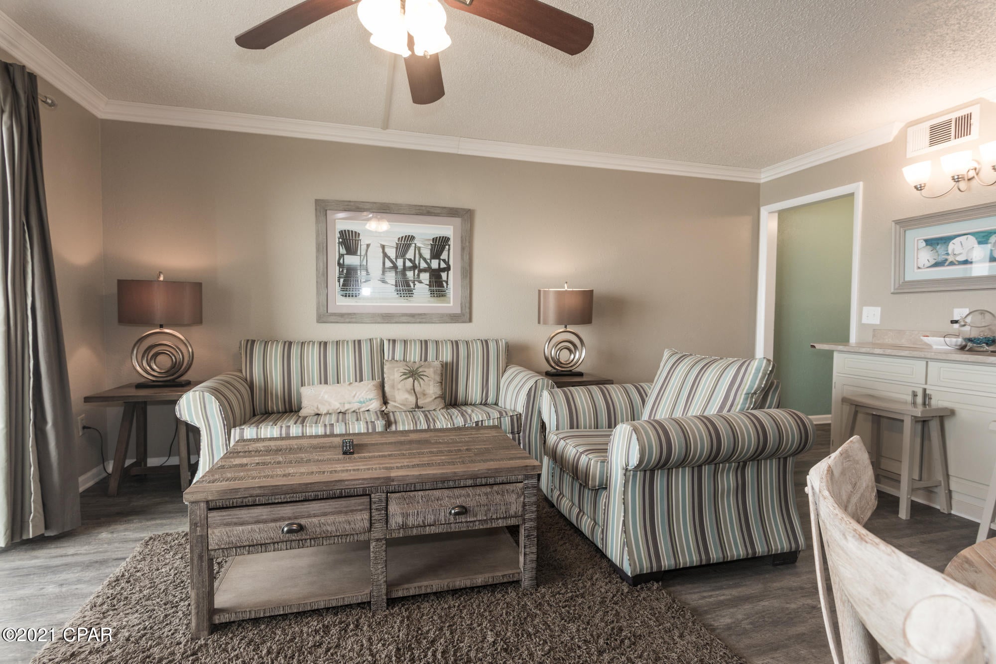 Rare opportunity. Beautiful fully furnished, turn key, Ideally located 5th floor unit with fantastic views of the Gulf of Mexico and worlds most beautiful beaches. New flooring (3 months new)

Washer and dryer included.