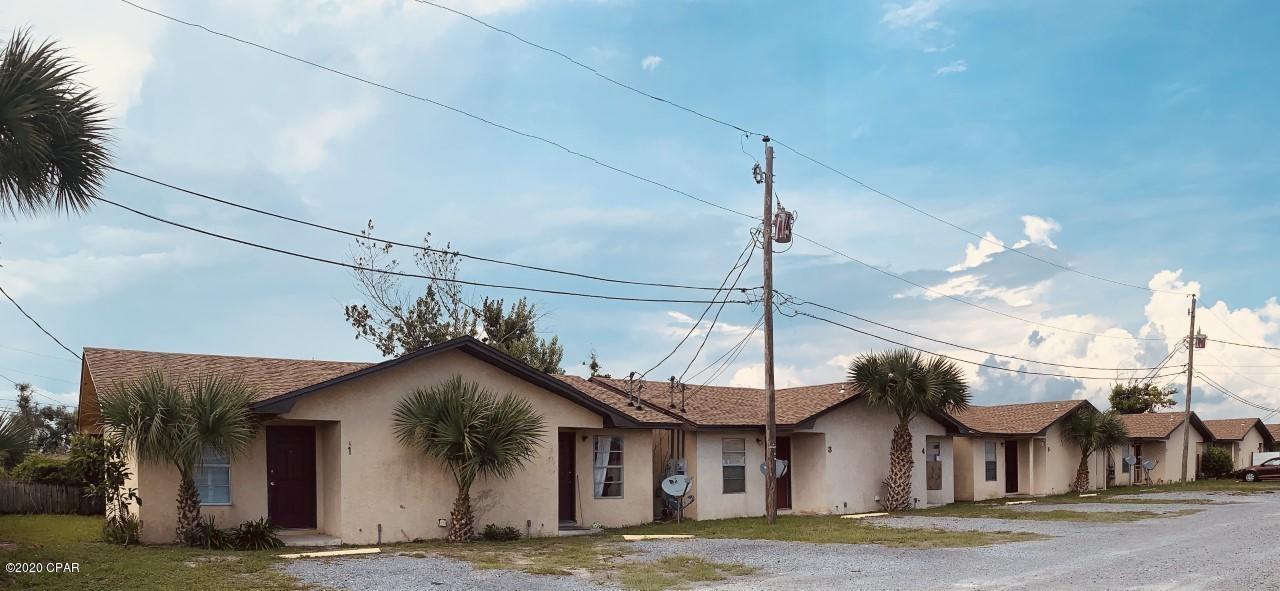 *1/2 off first months rent for active military* This duplex offers 1 Bedroom and 1 Bath conveniently located to shops. Some units have ceramic tile, and some have vinyl flooring through out, large walk in closet. Equipped with a washer/dryer connection. *Water, sewage, trash, pest control, and lawn maintenance included* *No pets*