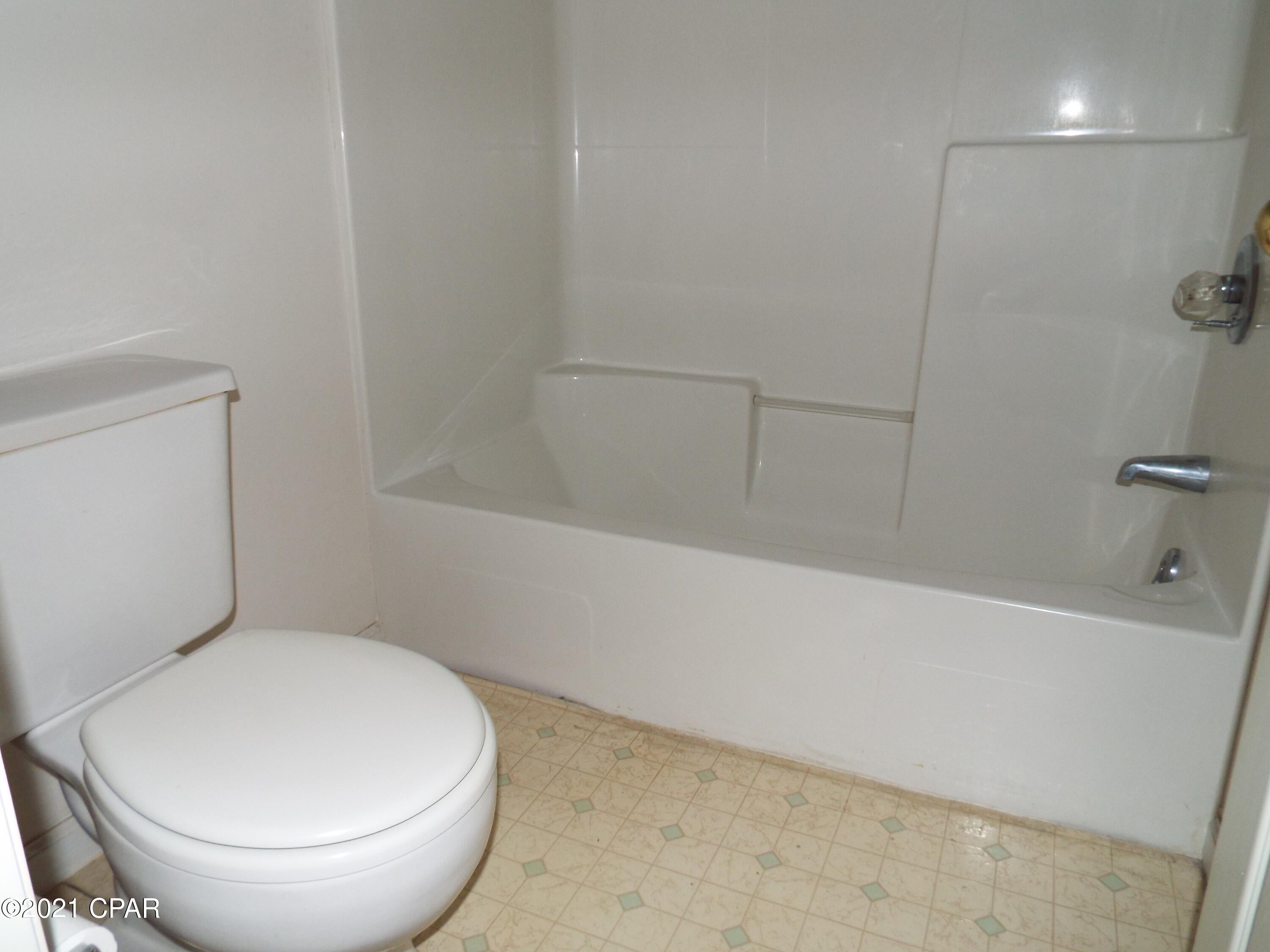 Belaire Estates U-6 - Residential