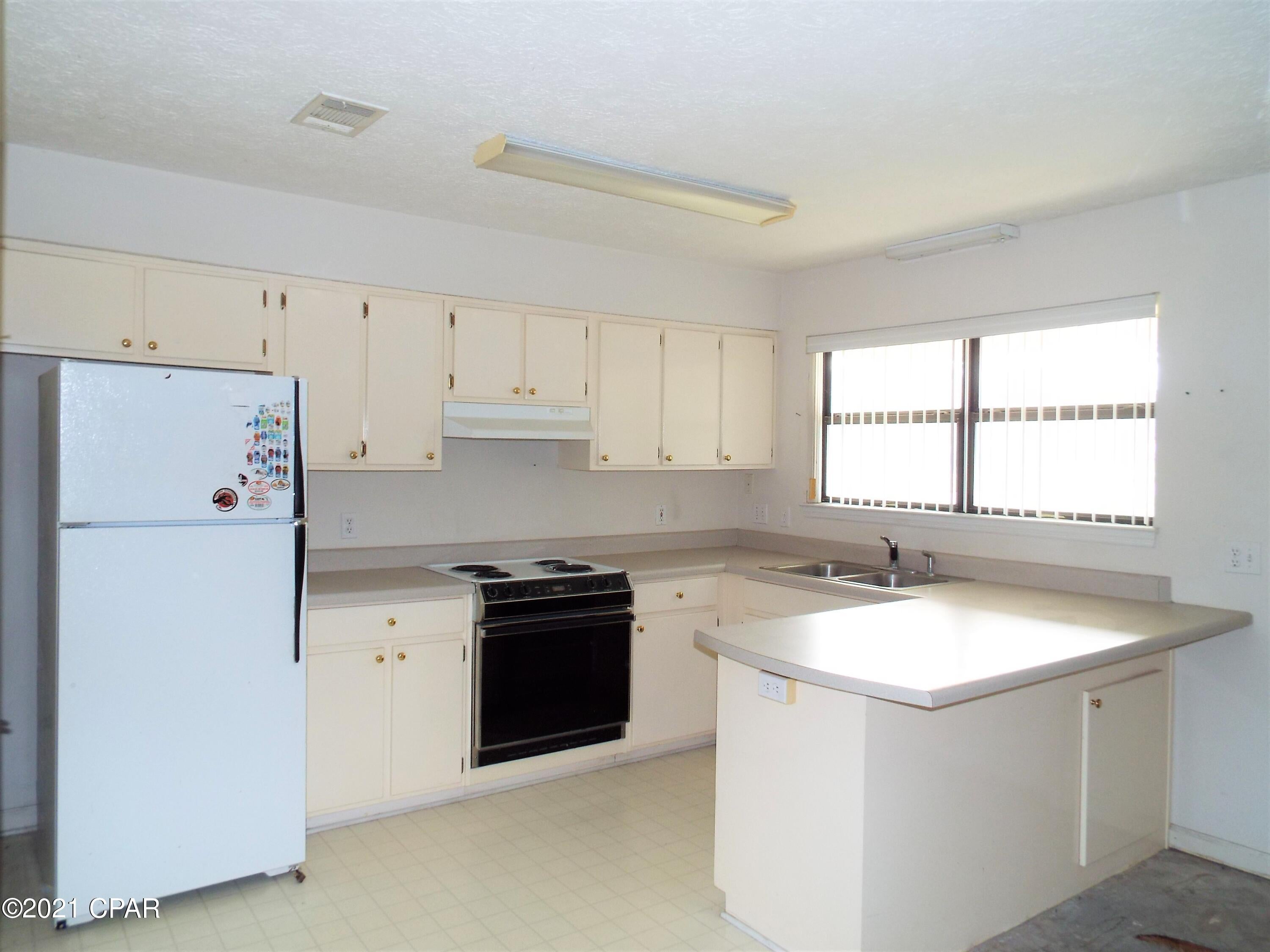 Belaire Estates U-6 - Residential