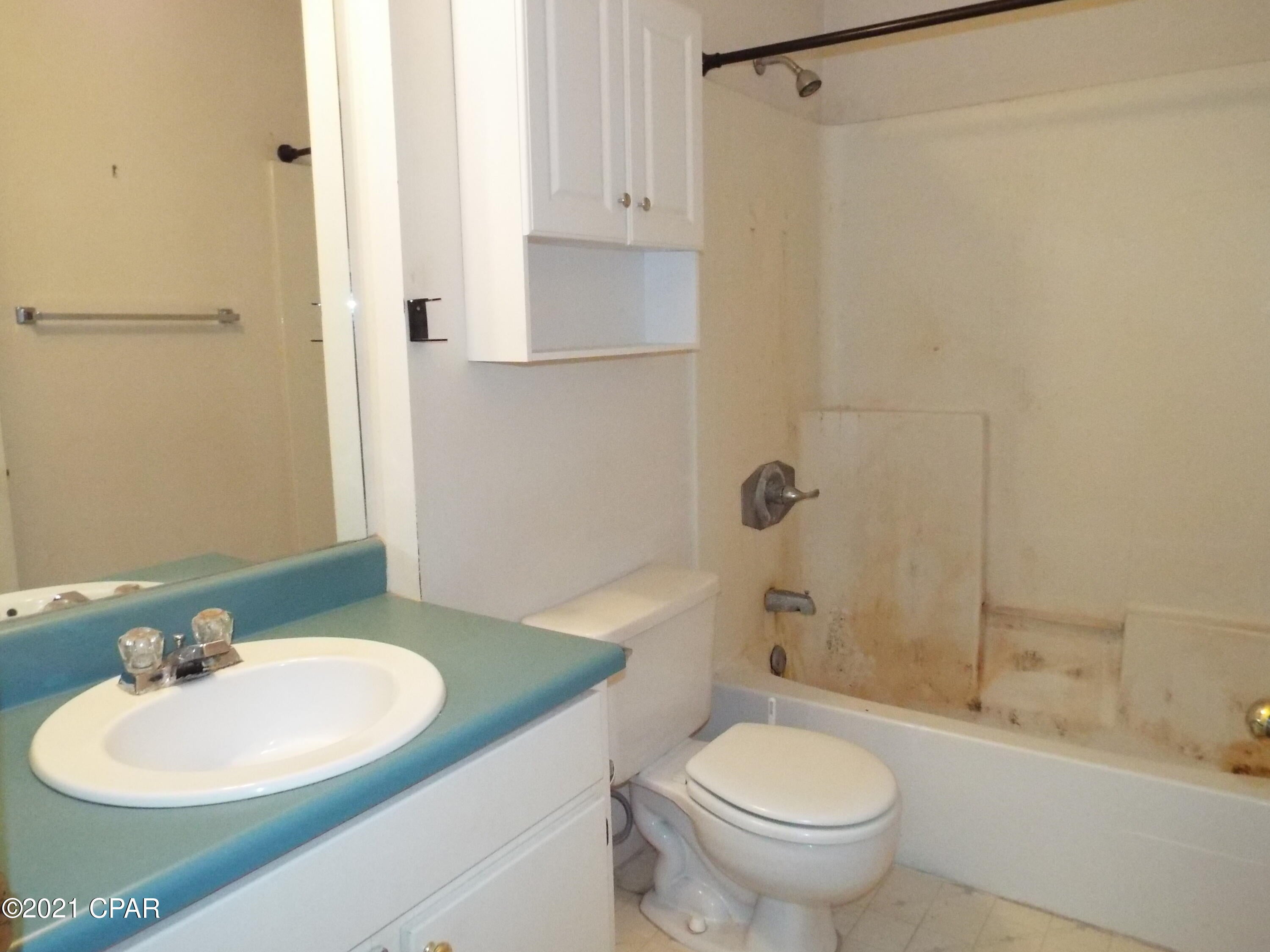 Belaire Estates U-6 - Residential