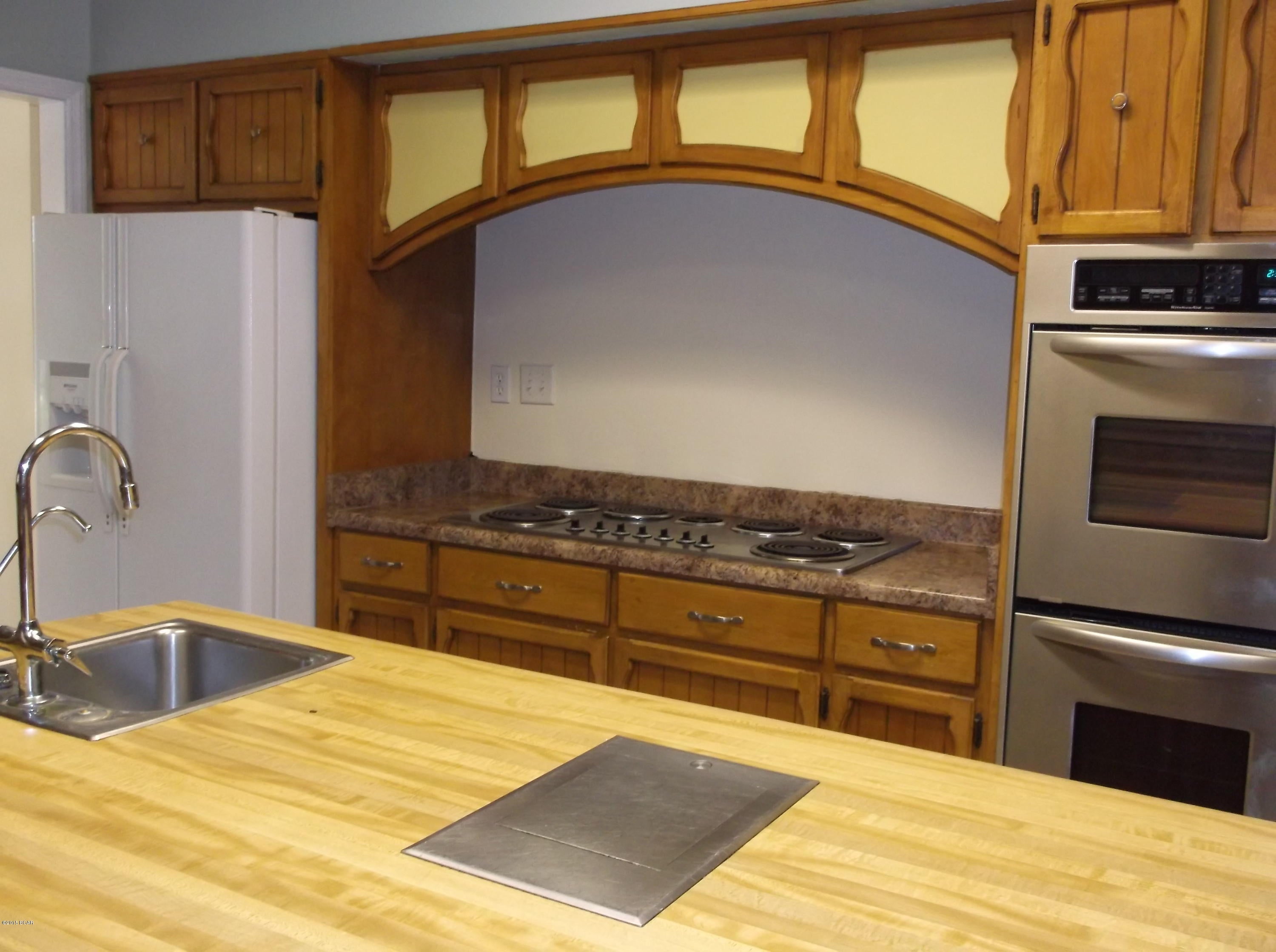 College Point Est 1st Sec - Residential Lease