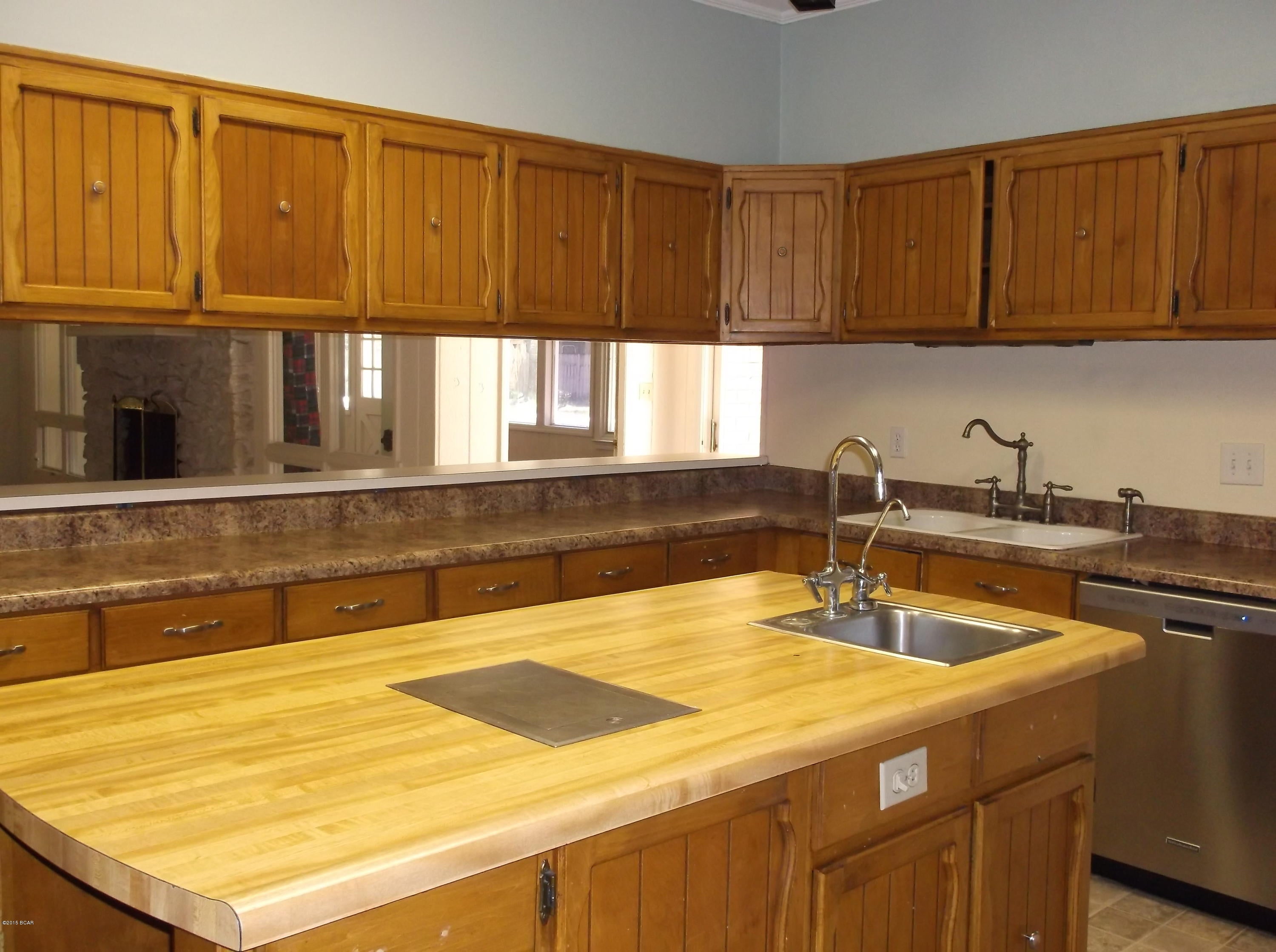 College Point Est 1st Sec - Residential Lease