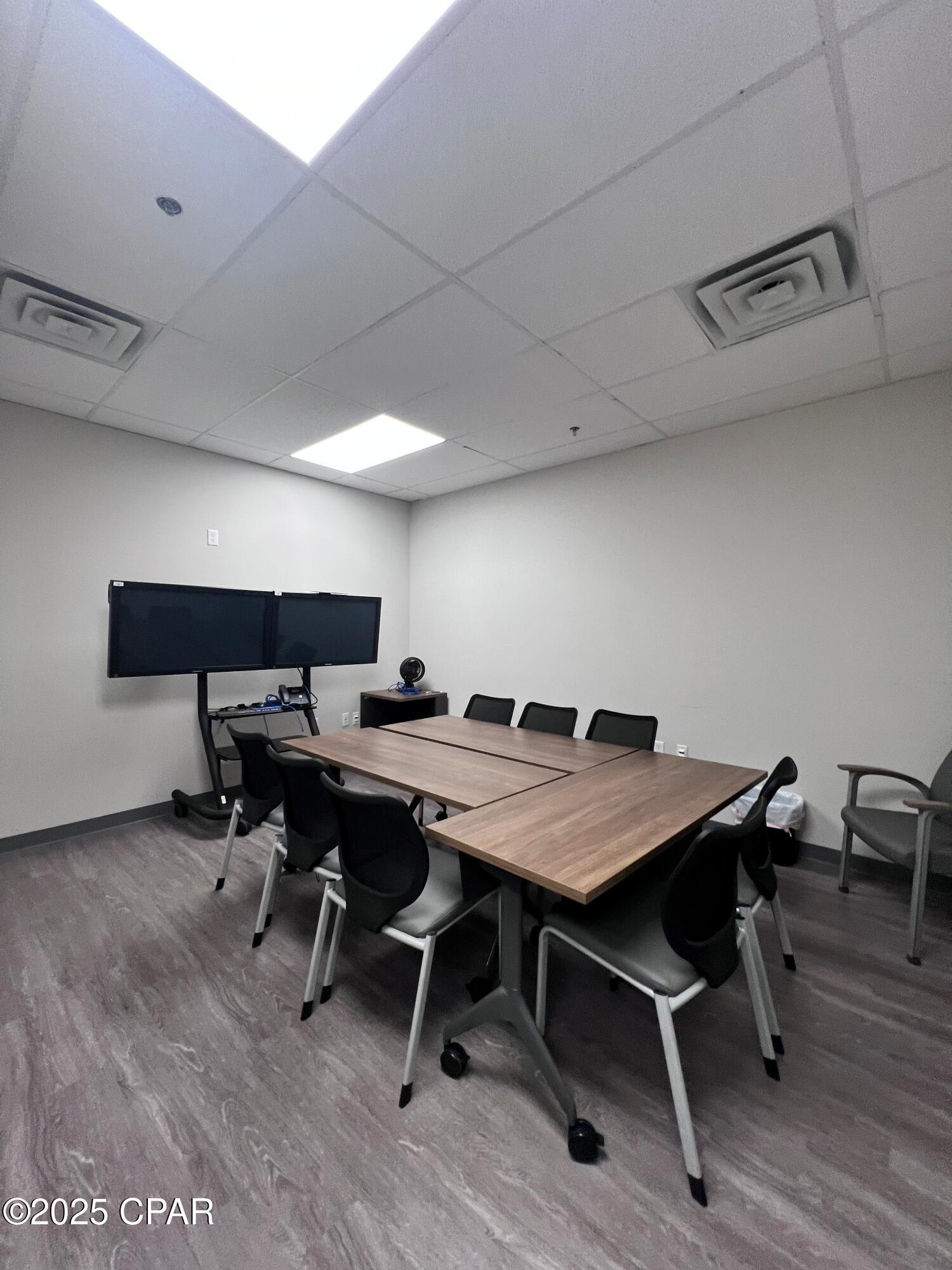 No Named Subdivision - Commercial Lease
