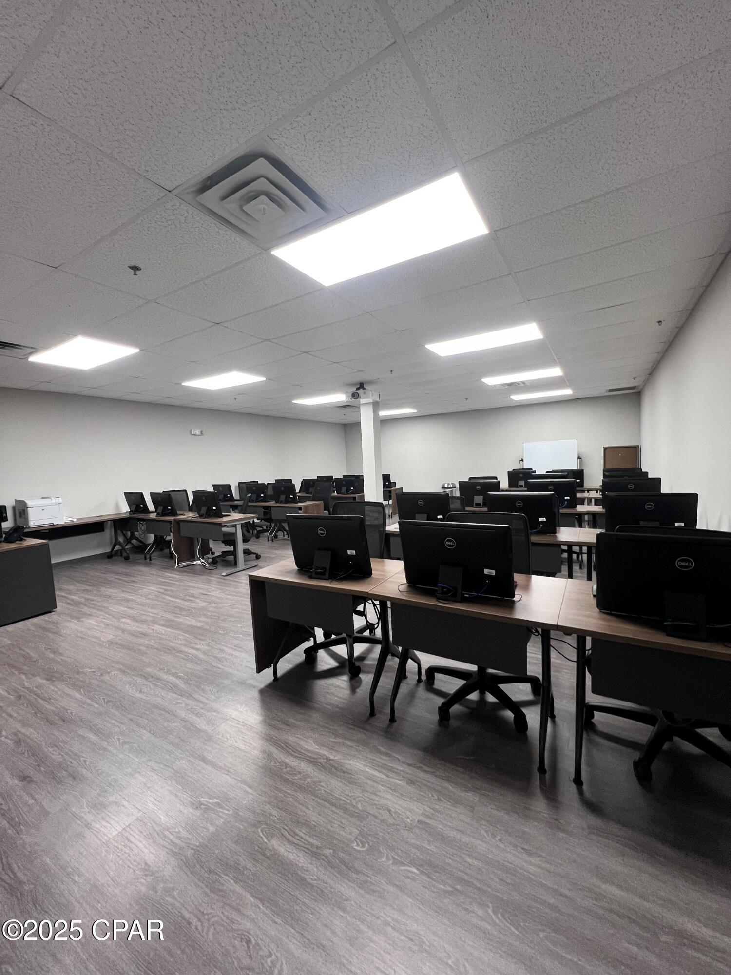 No Named Subdivision - Commercial Lease