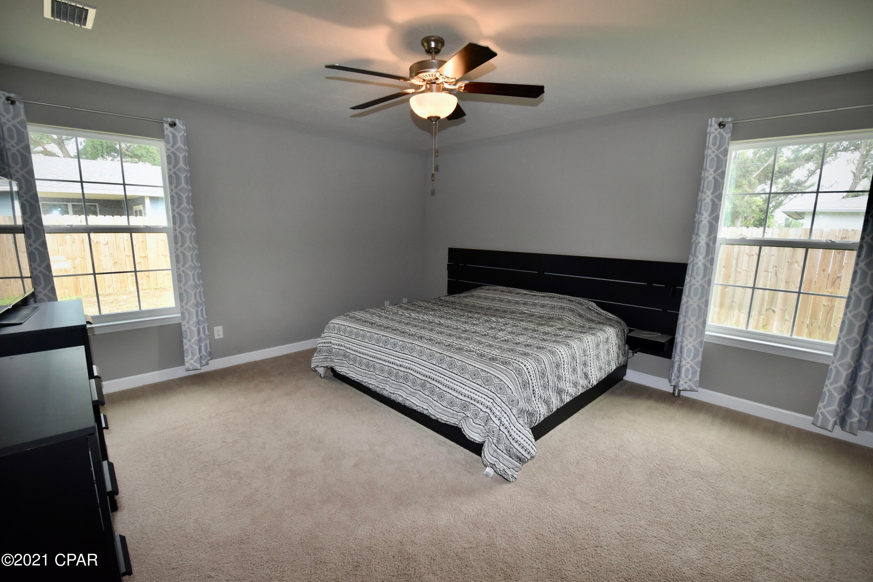 Black Oak Ridge - Residential