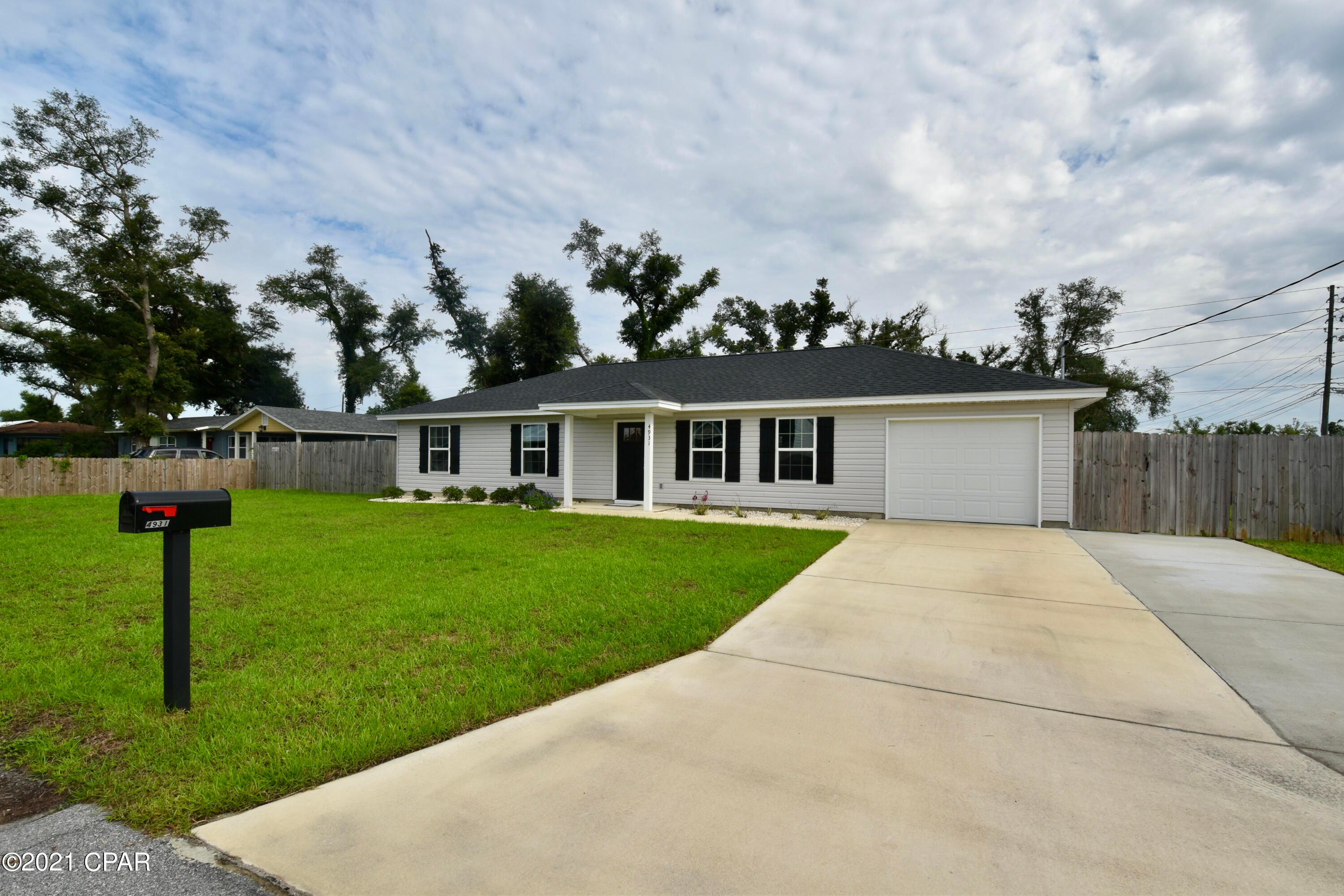 Black Oak Ridge - Residential
