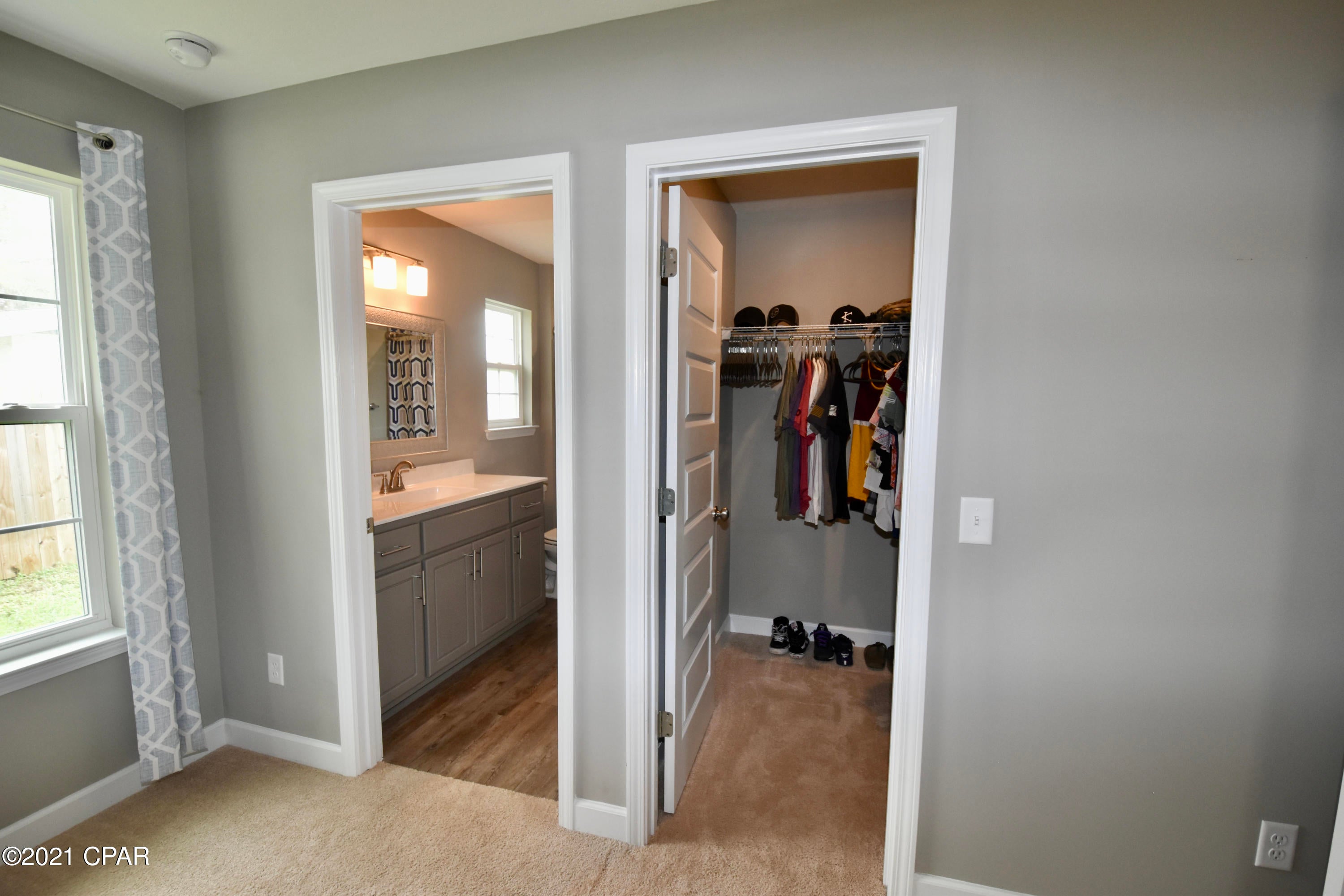 Black Oak Ridge - Residential