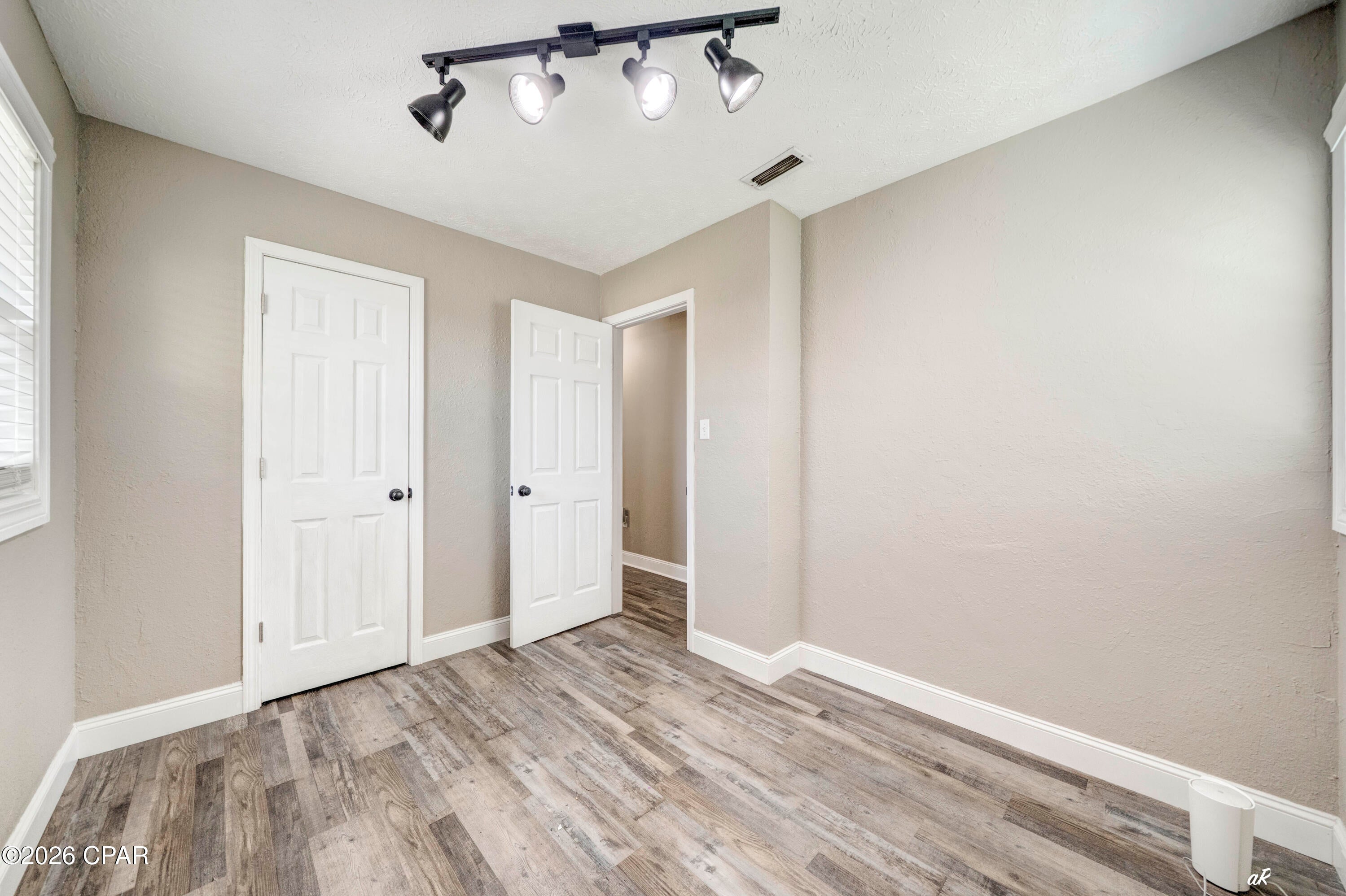 Robindale - Residential