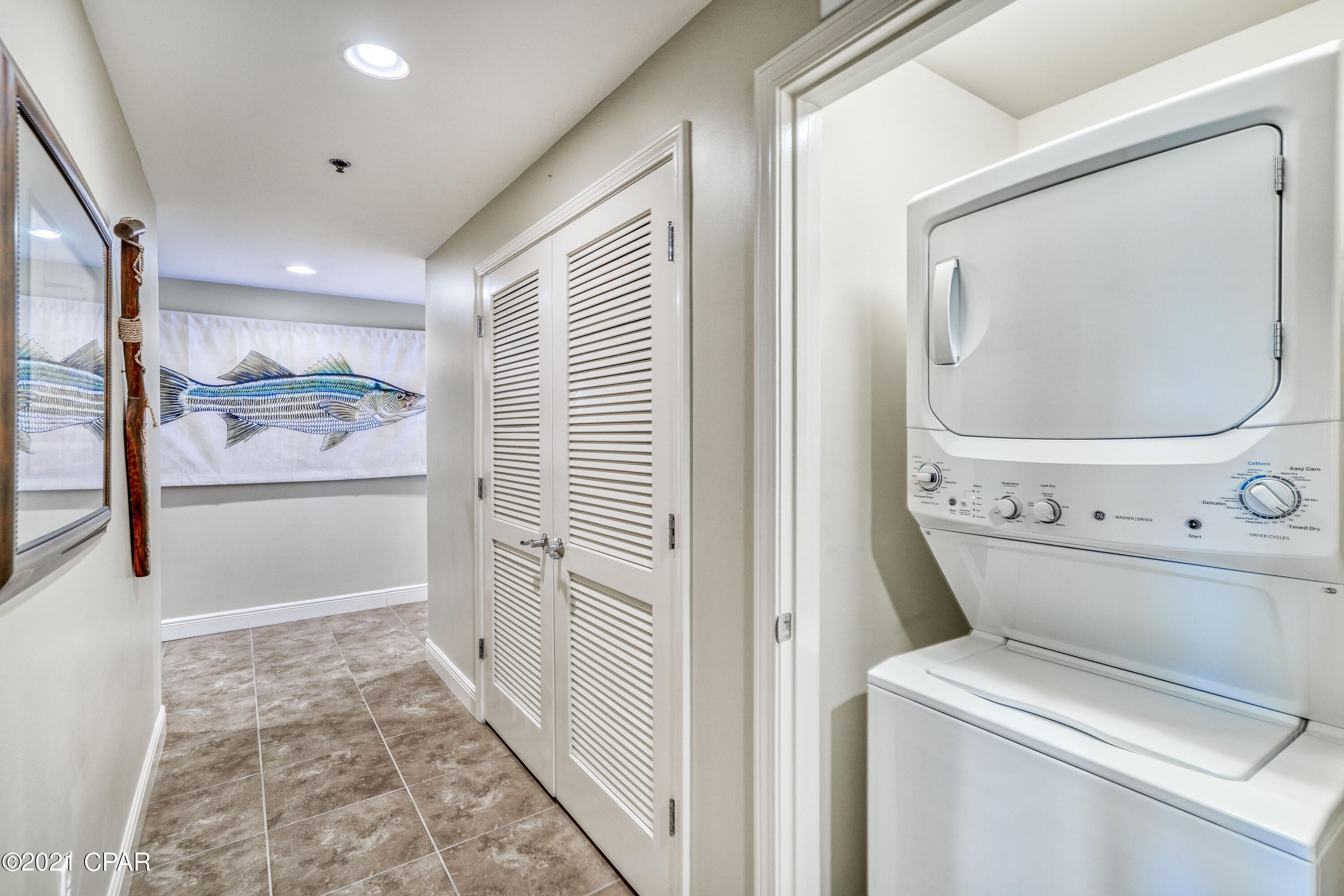 Sterling Breeze - Residential