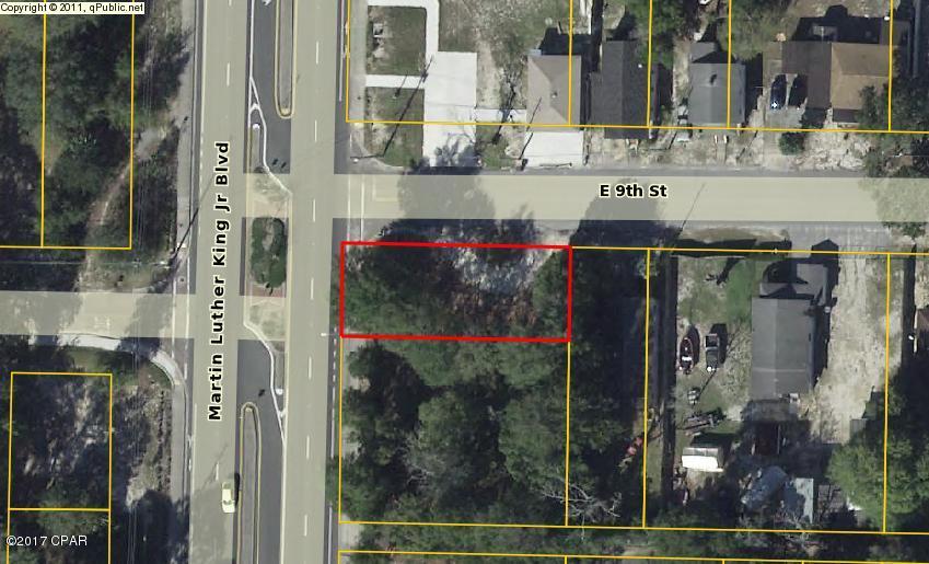 Residential lot that could possibly be mixed use.