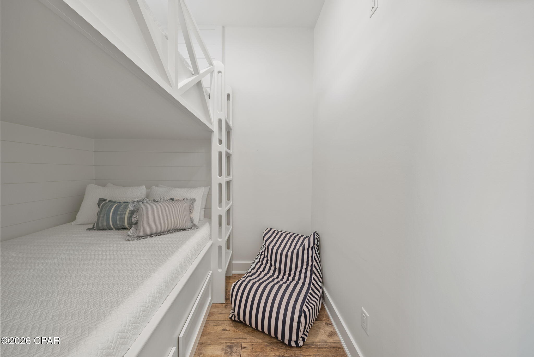 Hadley's Beach - Residential