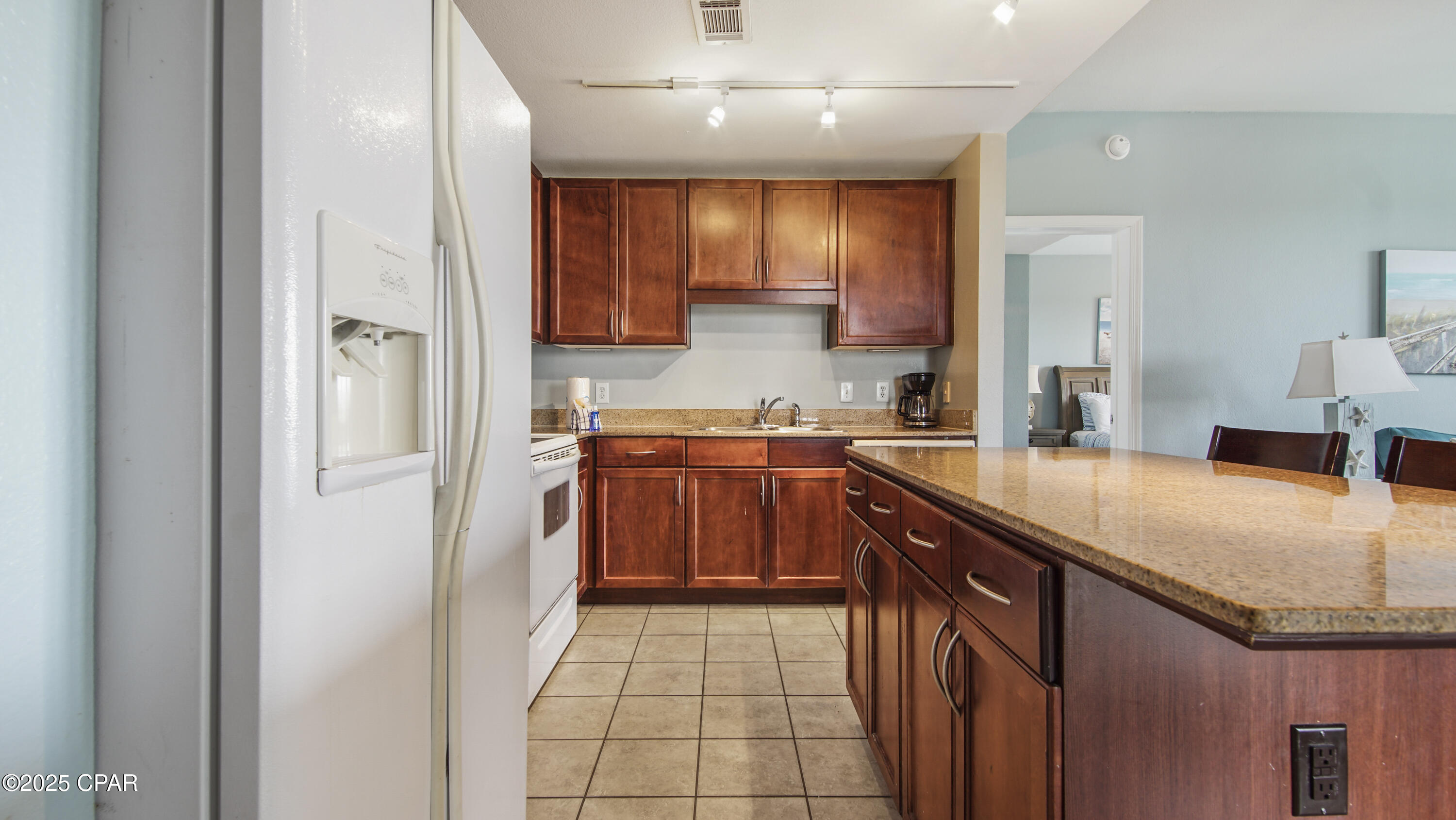 Laketown Wharf - Residential