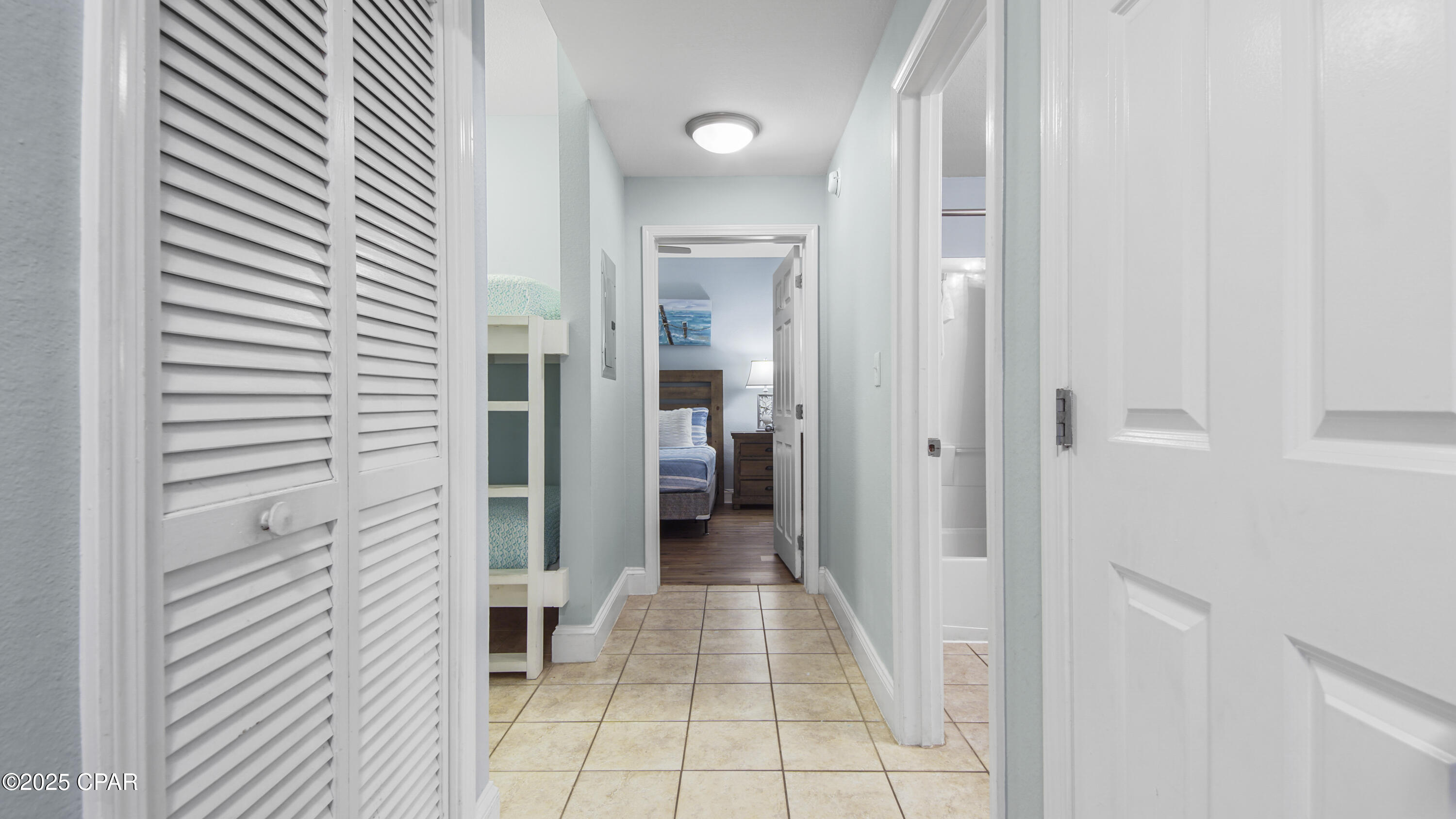 Laketown Wharf - Residential
