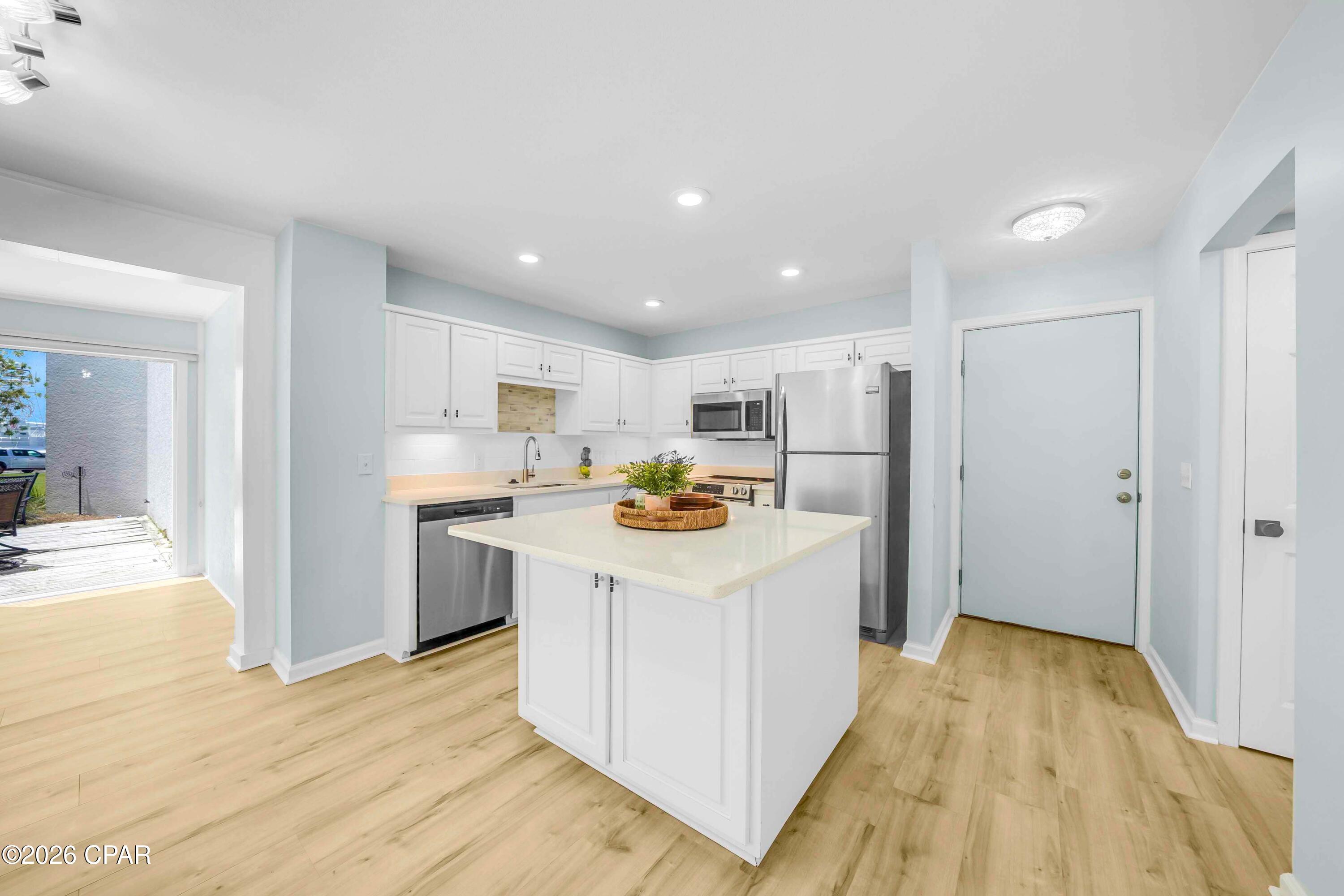 Bay Point Harbour Villas - Residential